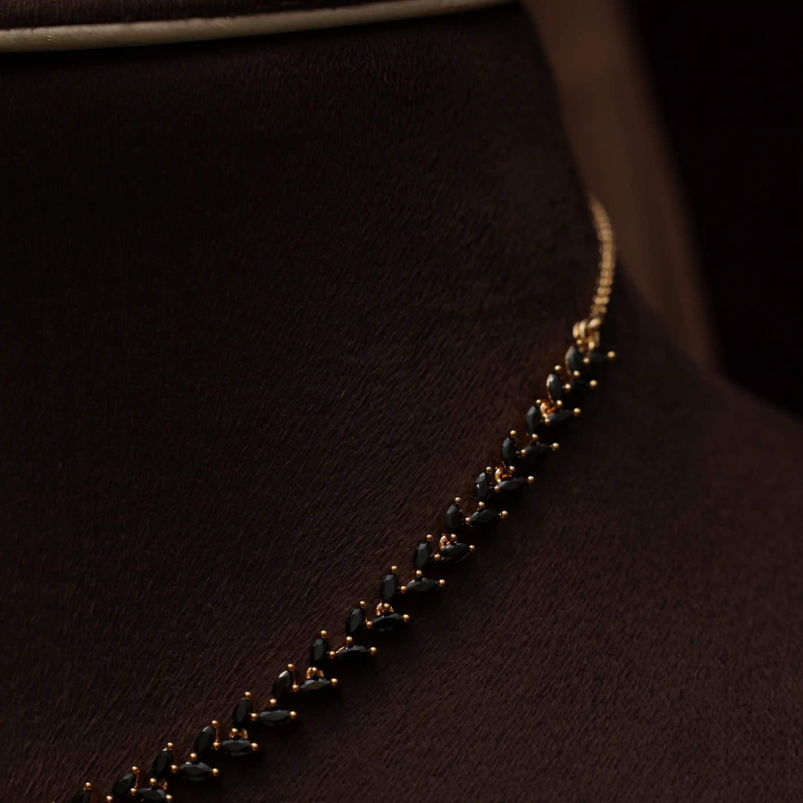 Sakti Zircon Necklace - Black