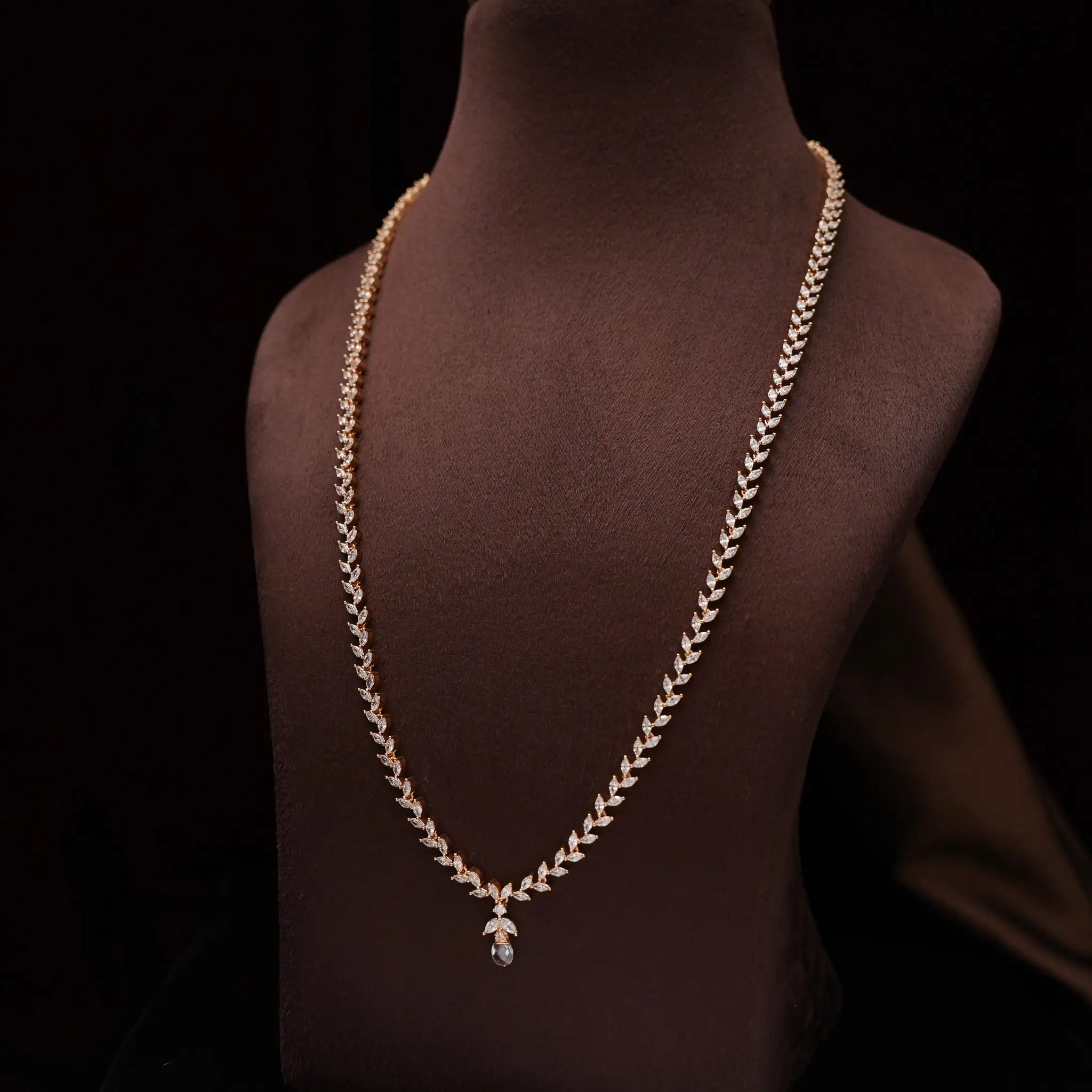 Sakti Zircon Necklace - Kuja