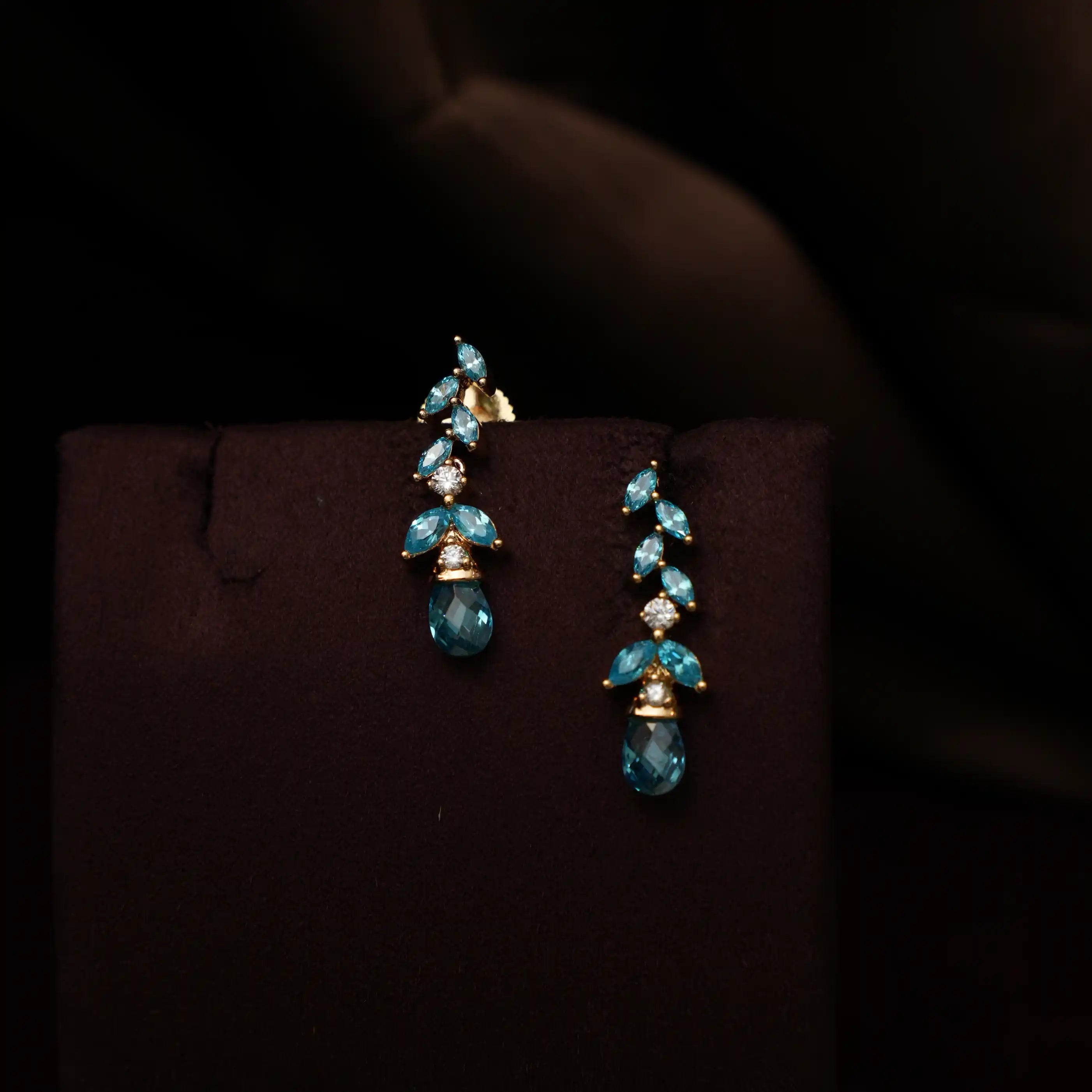 Sakti Zircon Necklace - Turquoise