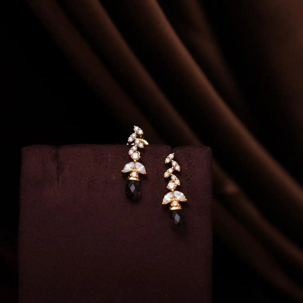 Sakti Zircon Necklace - Black