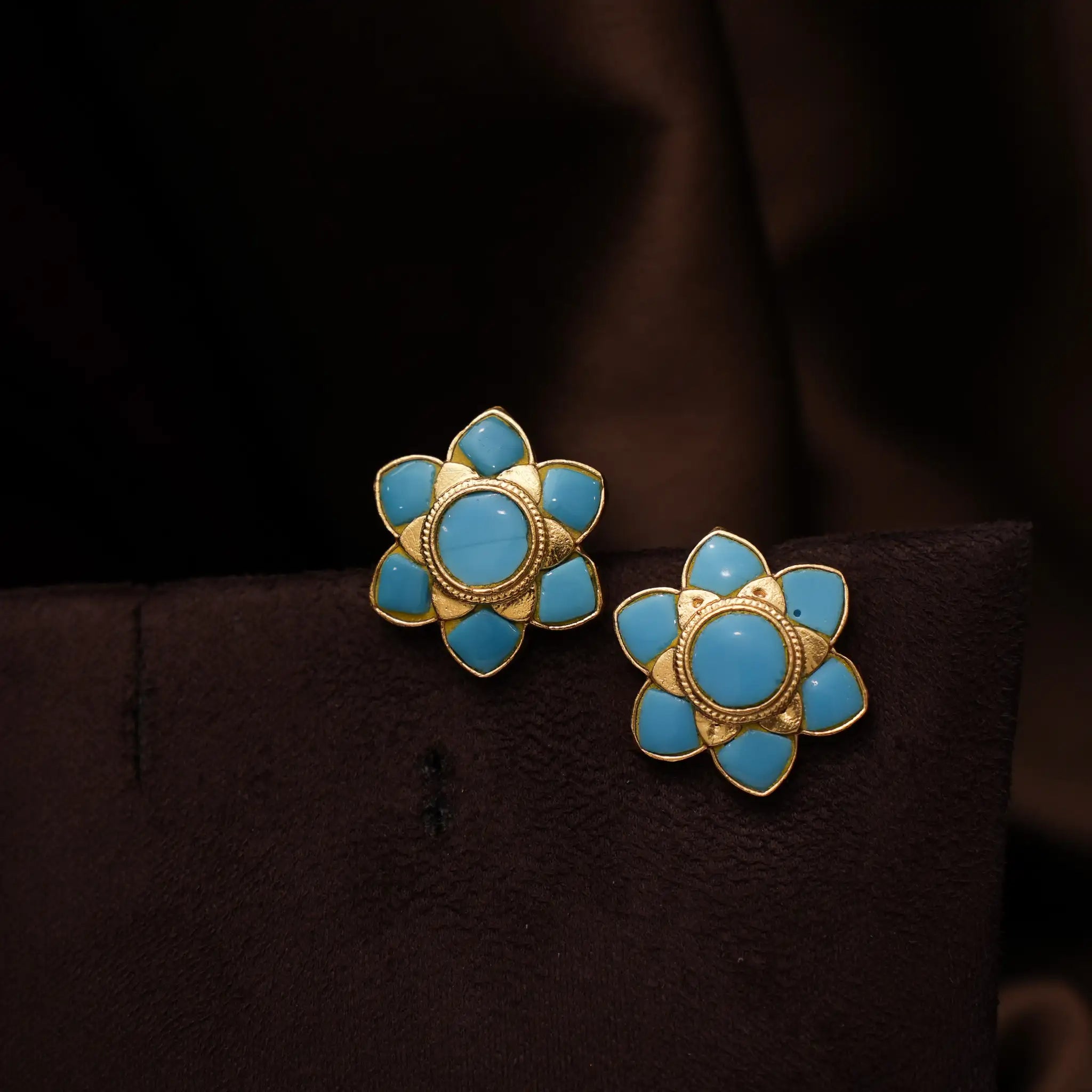 Saloni Turquoise Polki Choker