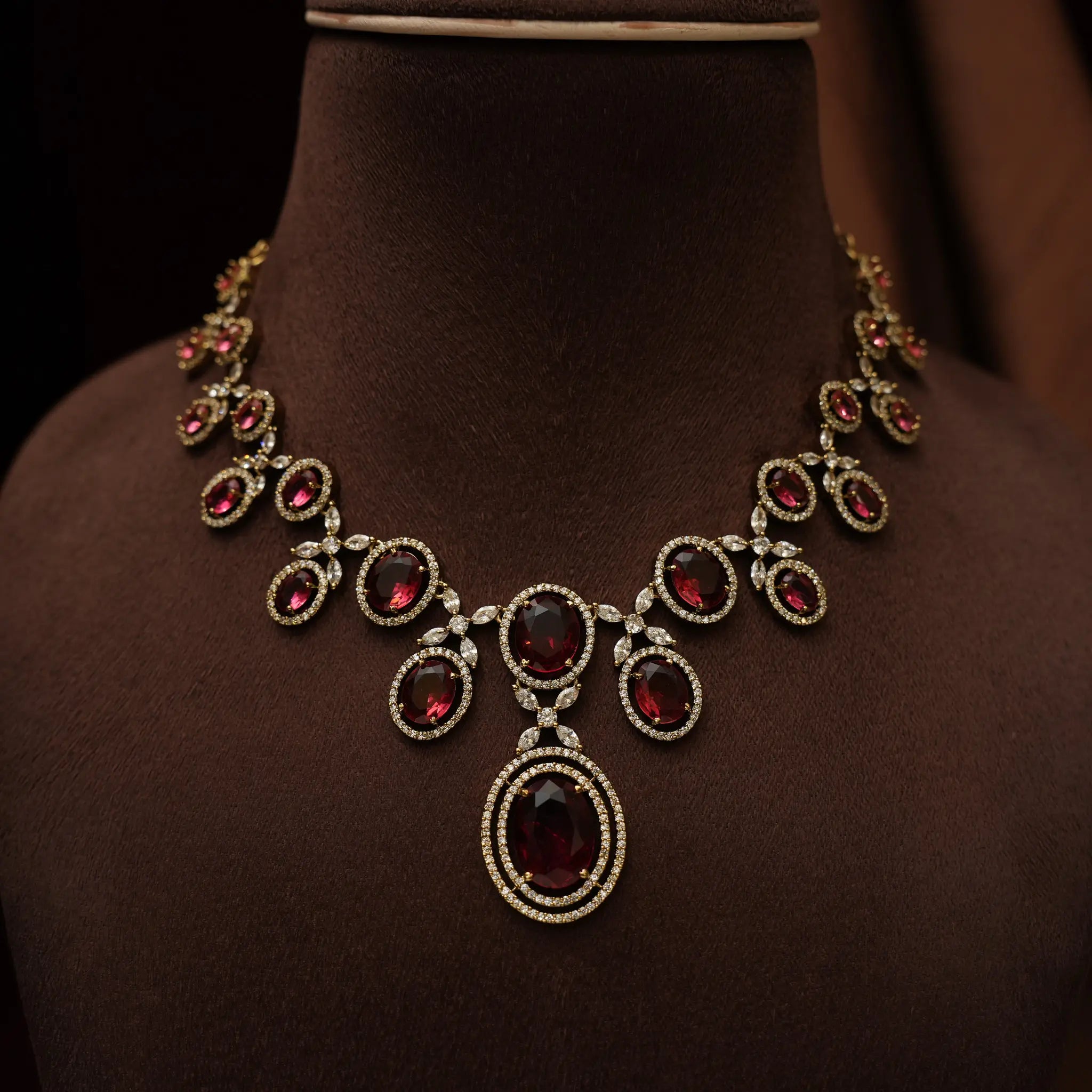 Sanjana Zircon Necklace