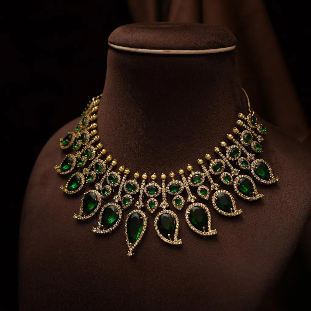 Sanvy Polki Necklace - Dark Green