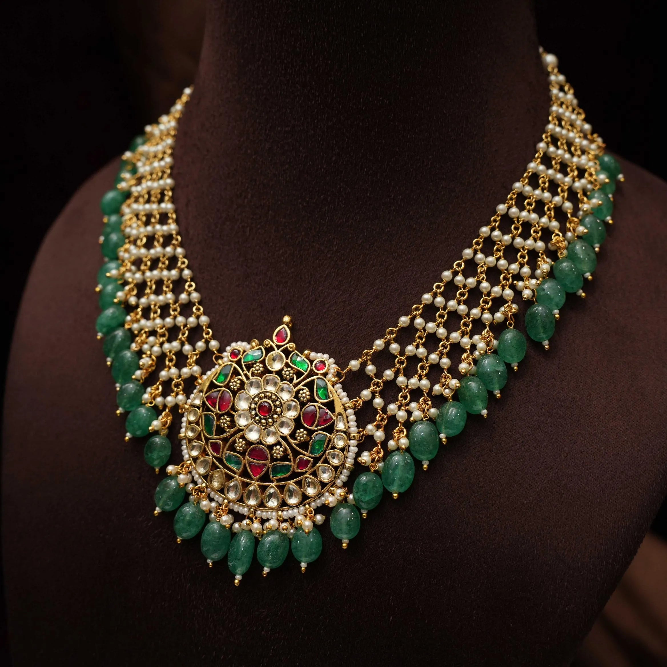 Sara Pearl Polki Necklace - Pastel Green