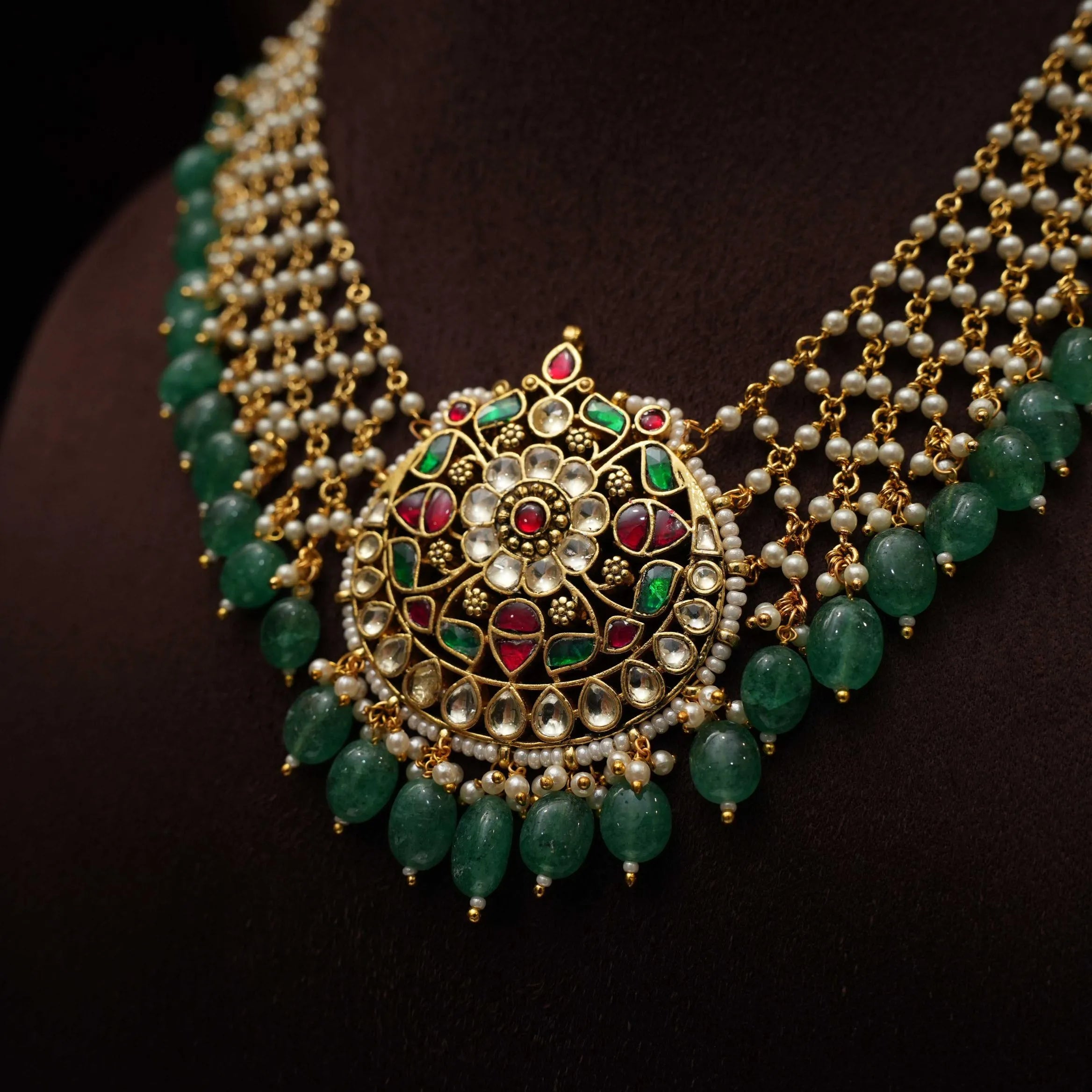 Sara Pearl Polki Necklace - Pastel Green