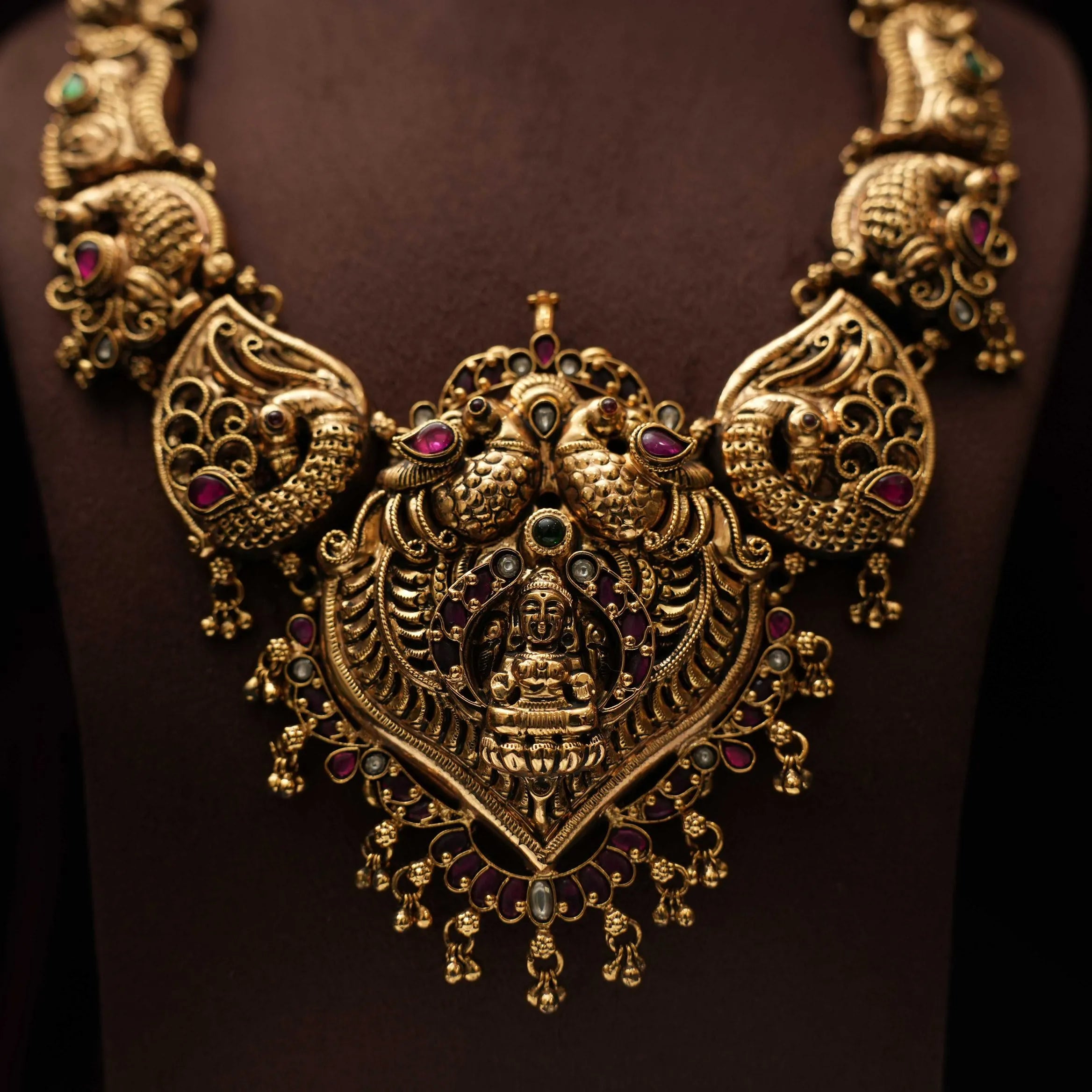 Sarika Statement Antique Necklace