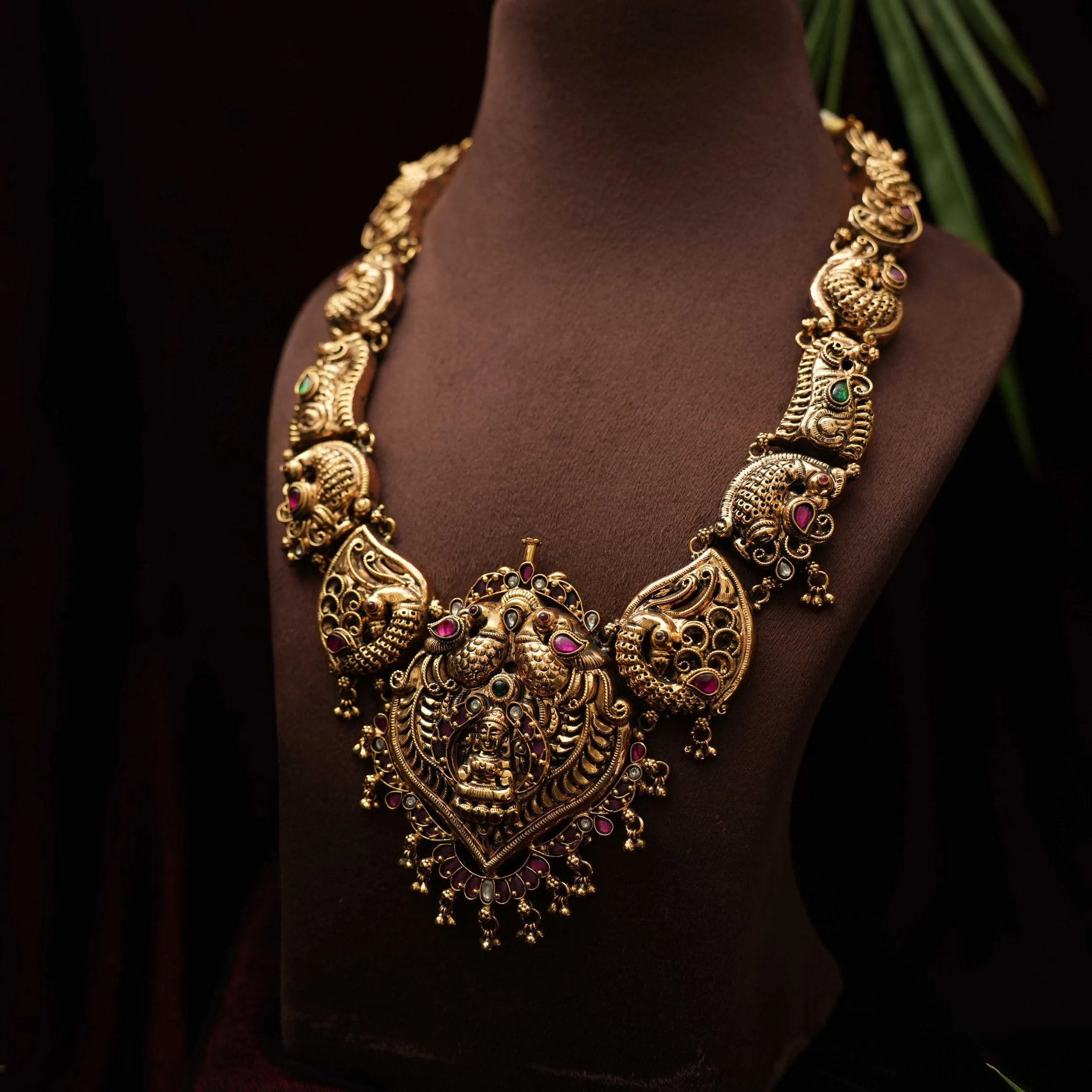 Sarika Statement Antique Necklace