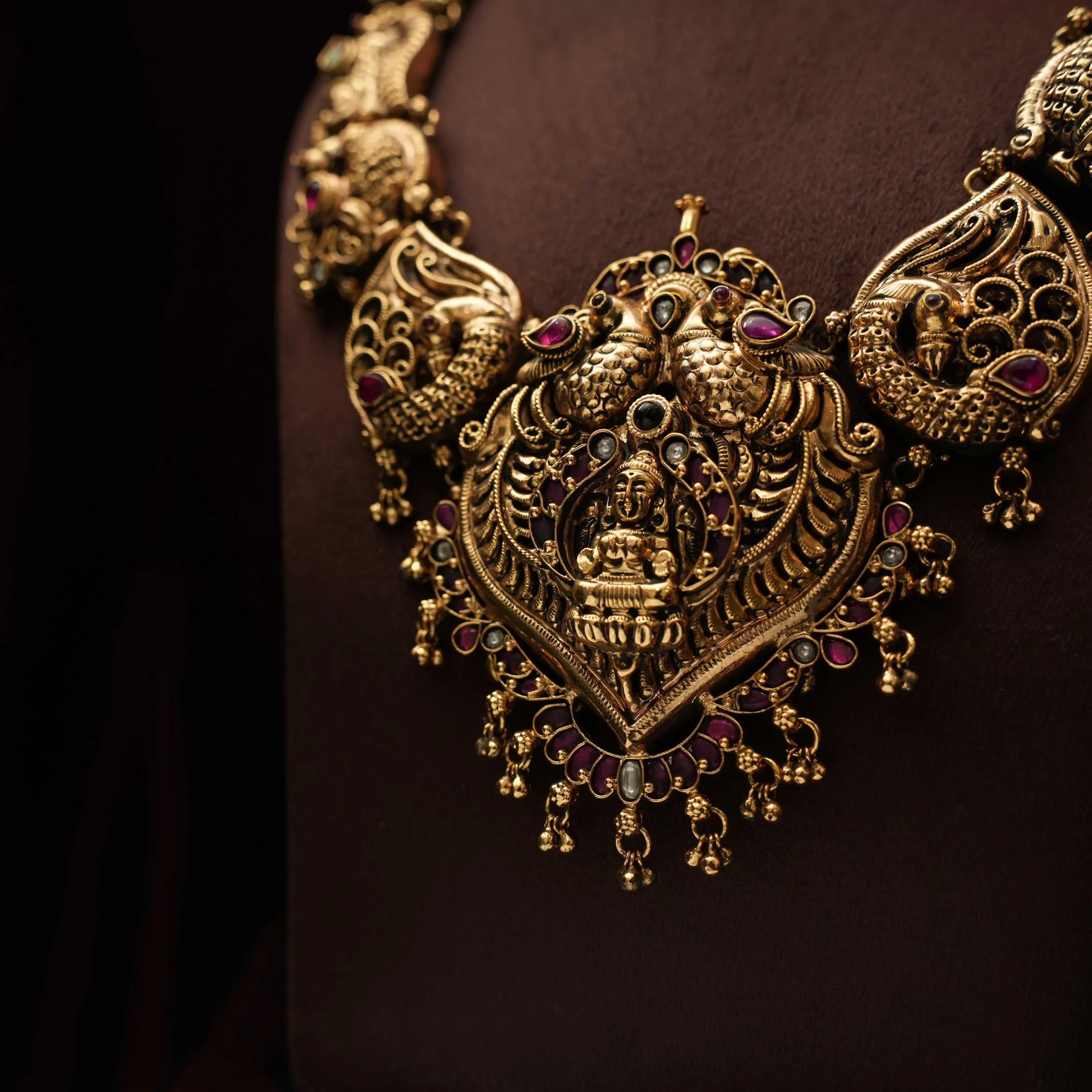 Sarika Statement Antique Necklace