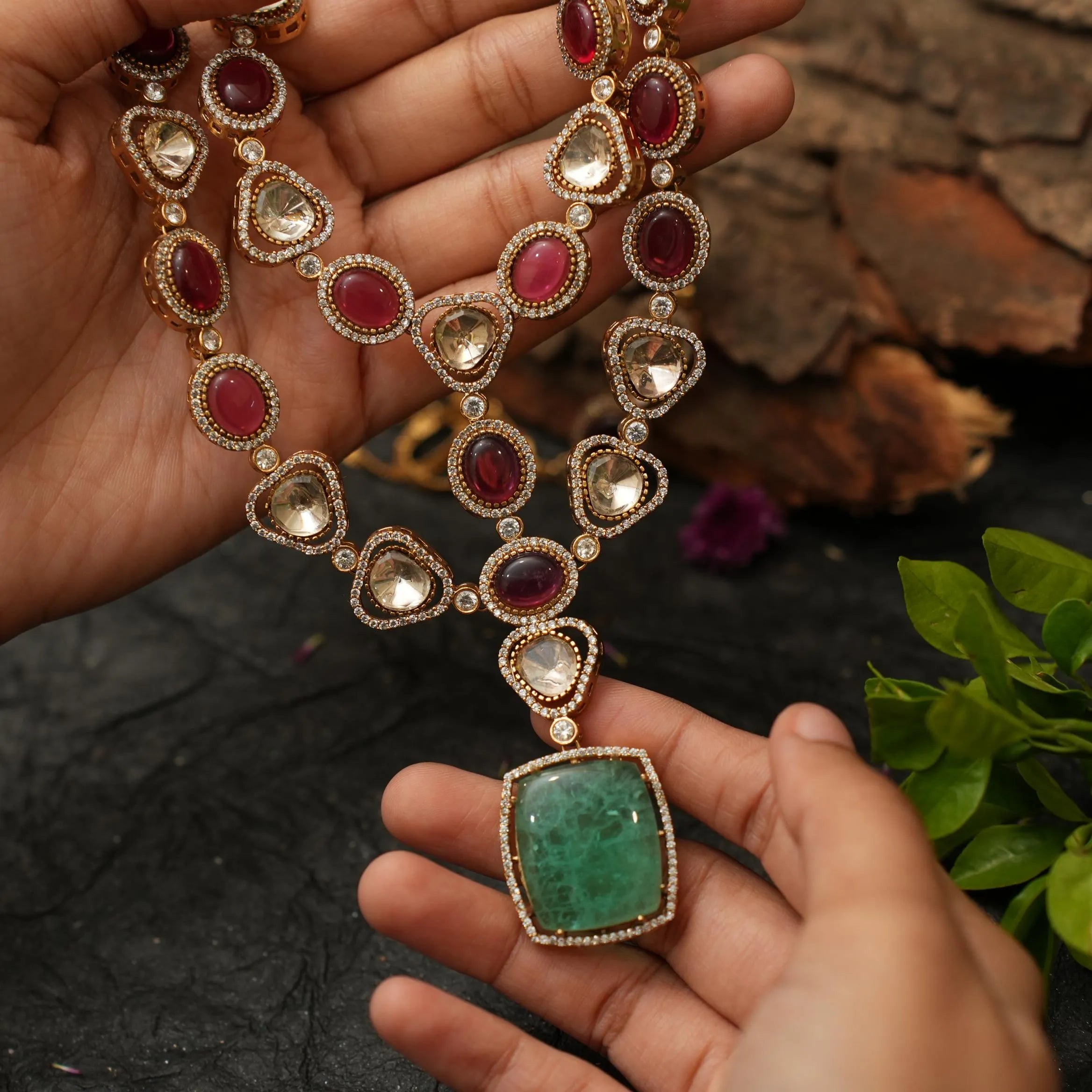 Sarla Kundan Necklace