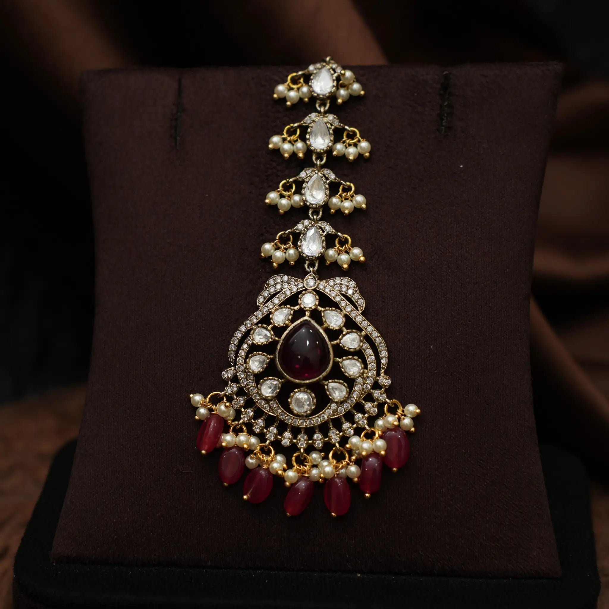 Sastika Victorian Tikka - Red