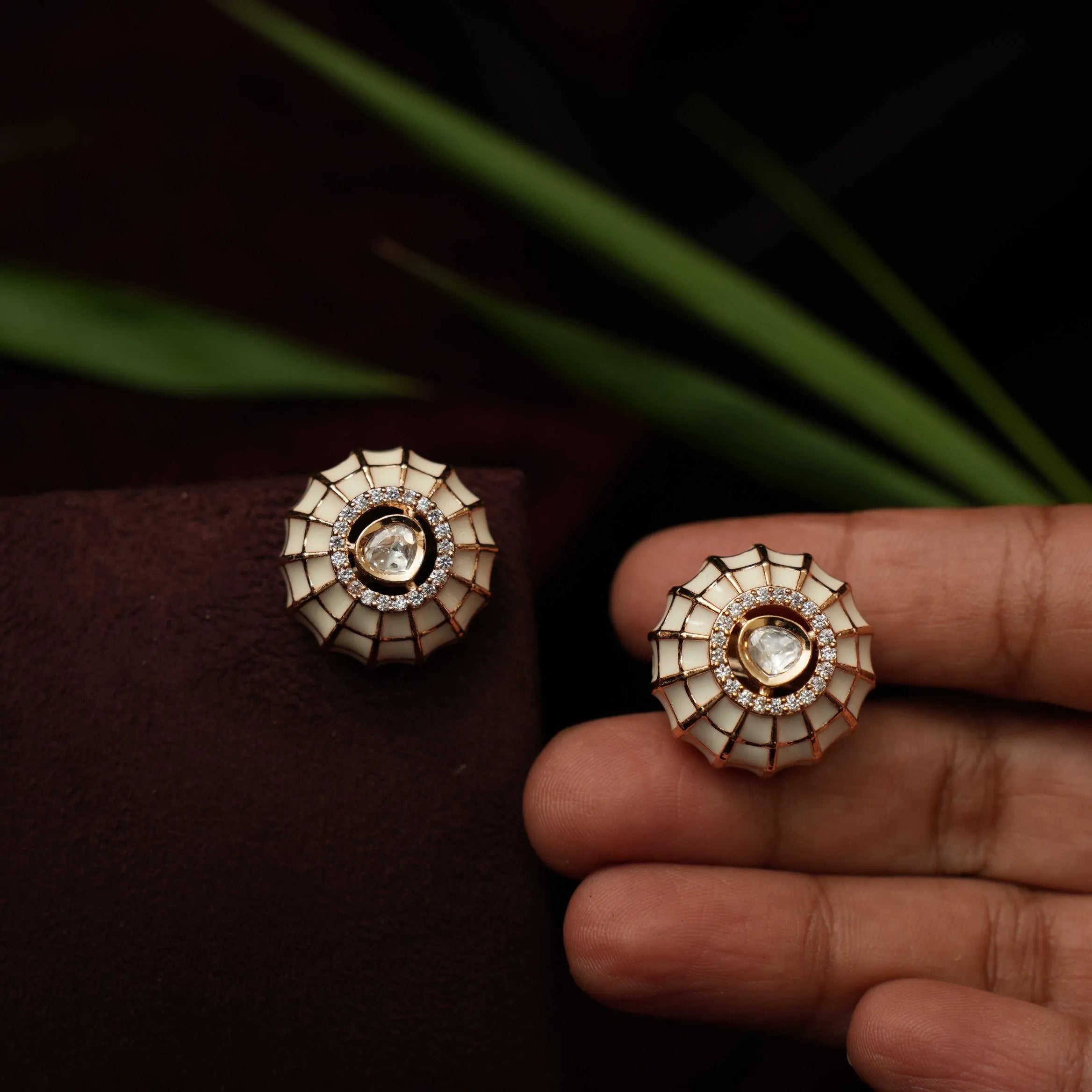 Satya Polki Ear Stud - Cream