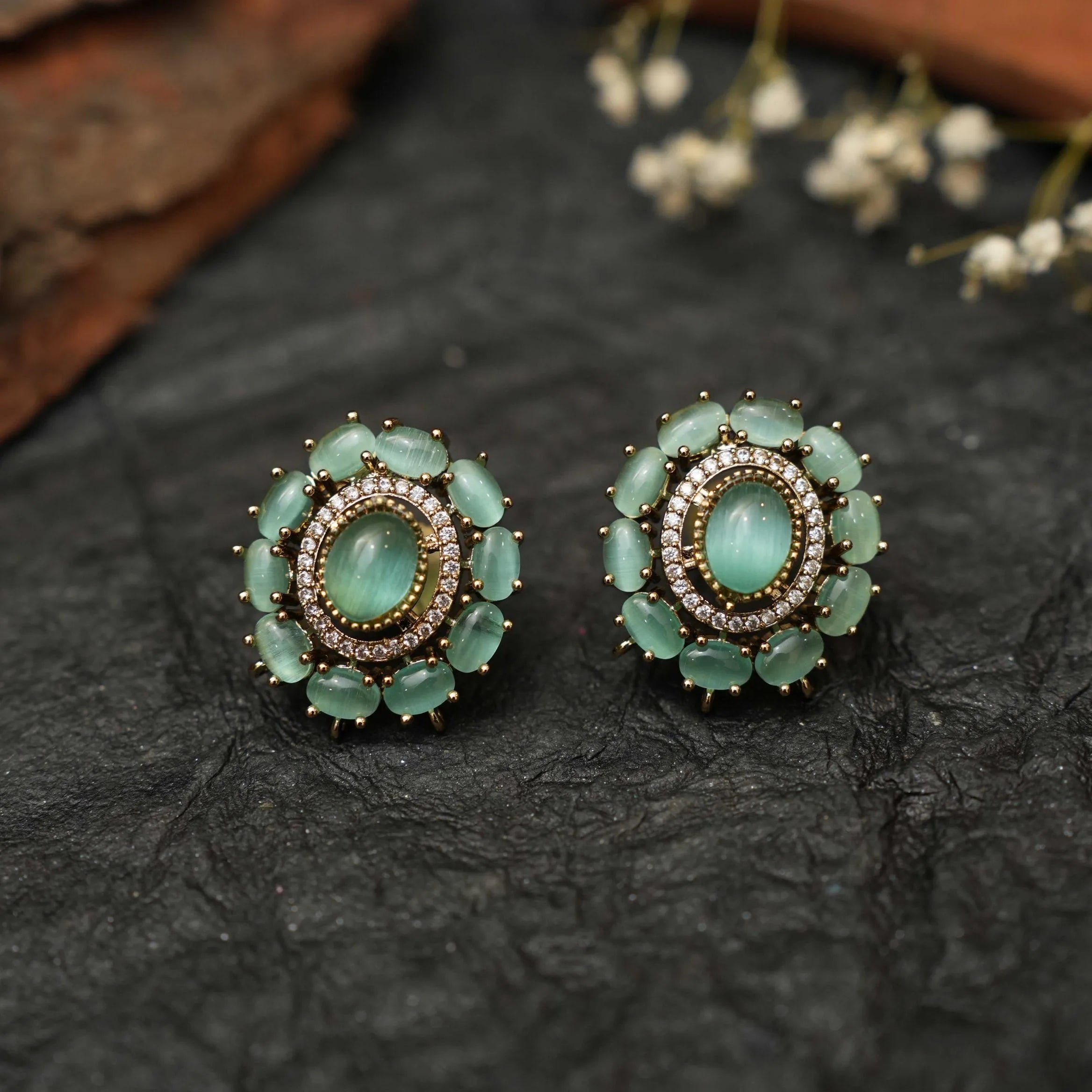 Savi Polki Ear Stud - Pastel Green