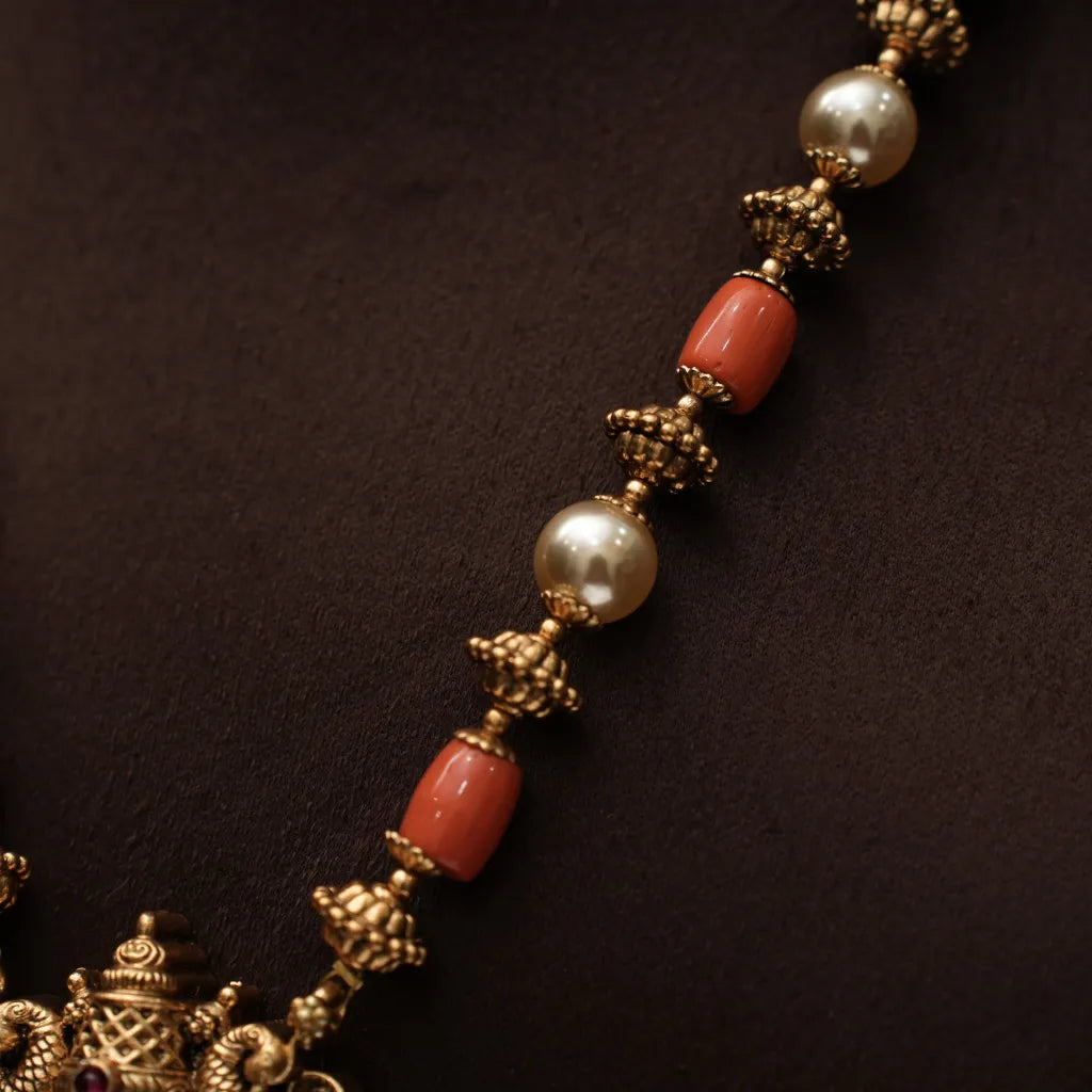 Shadya Antique Coral Necklace - Red