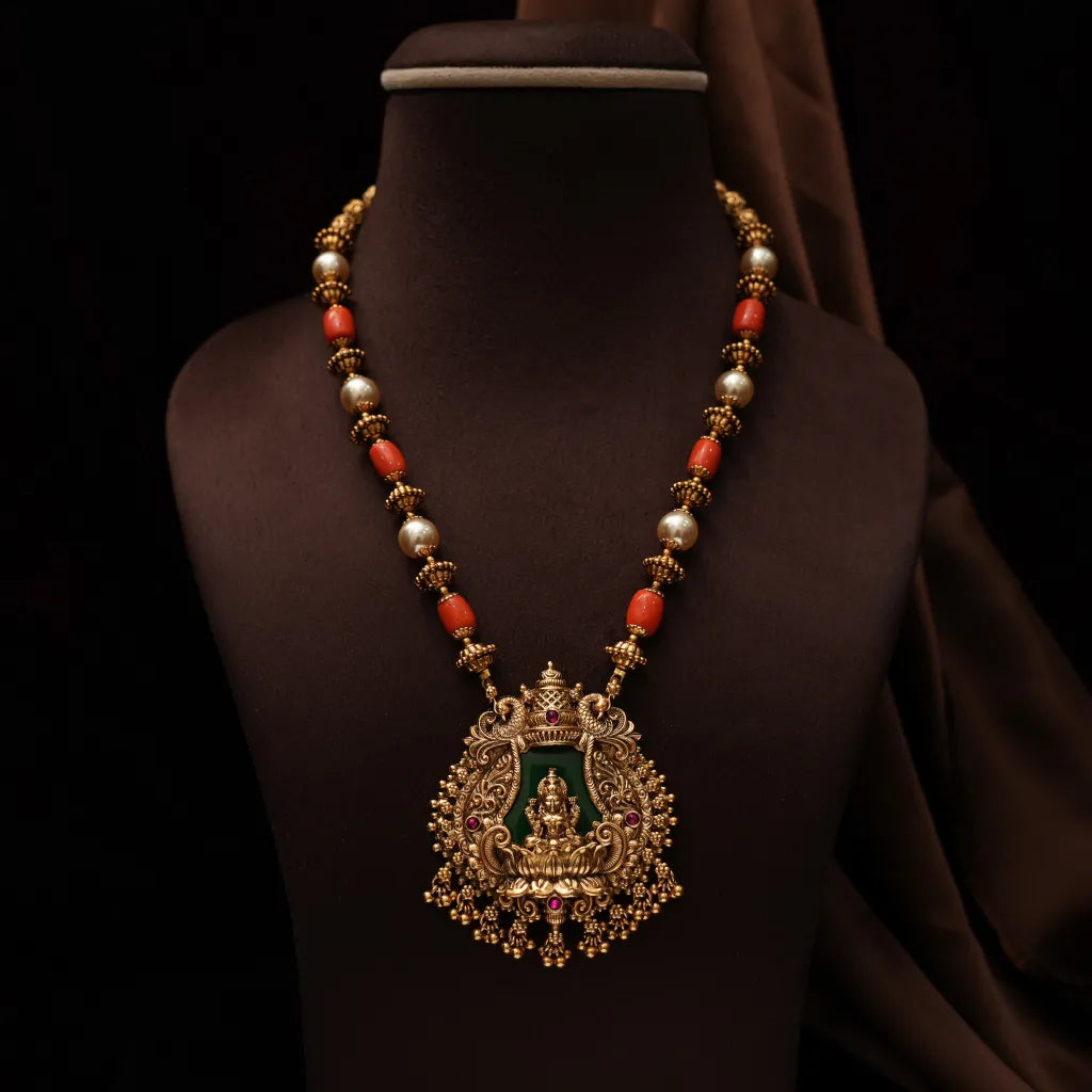 Shadya Antique Coral Necklace - Green