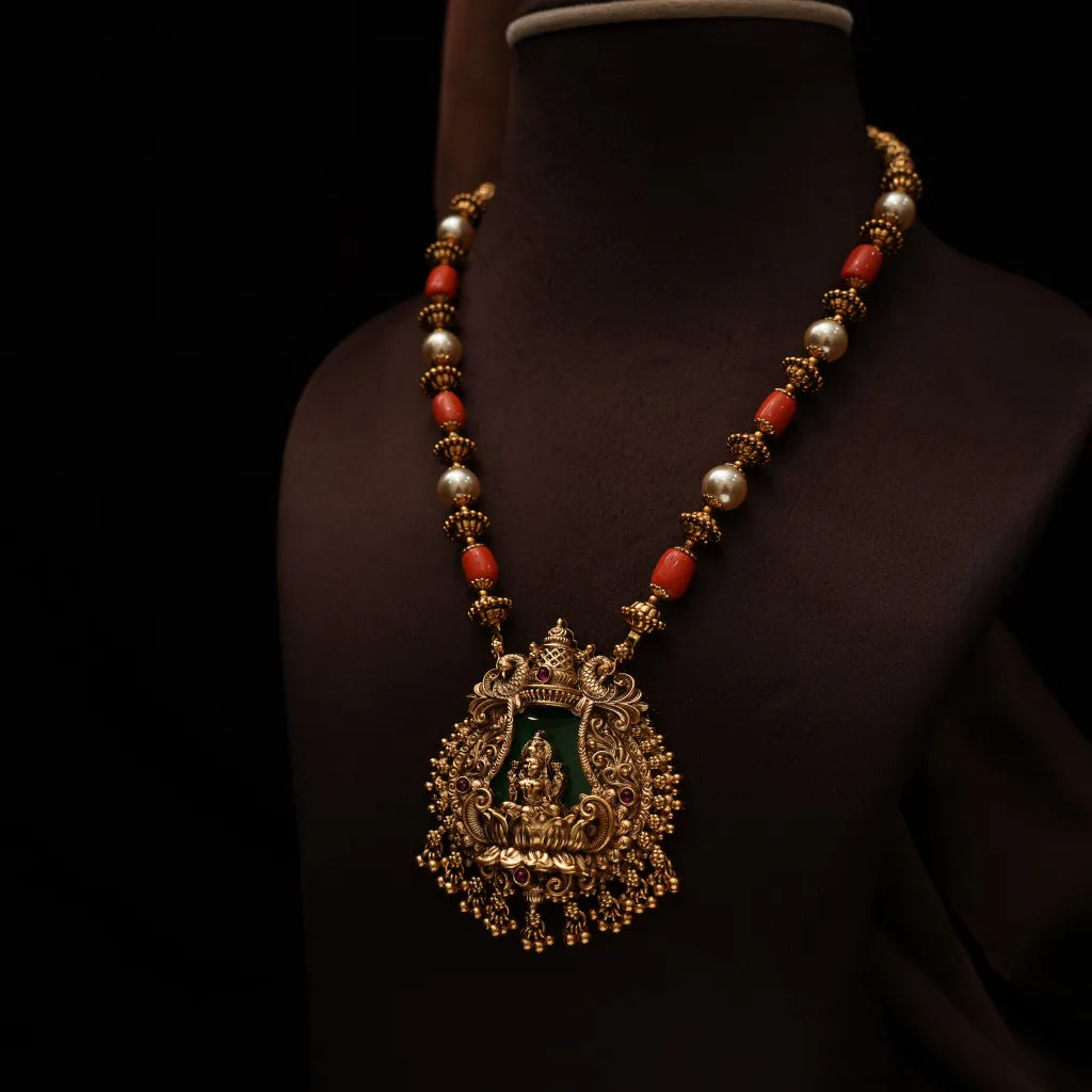 Shadya Antique Coral Necklace - Green