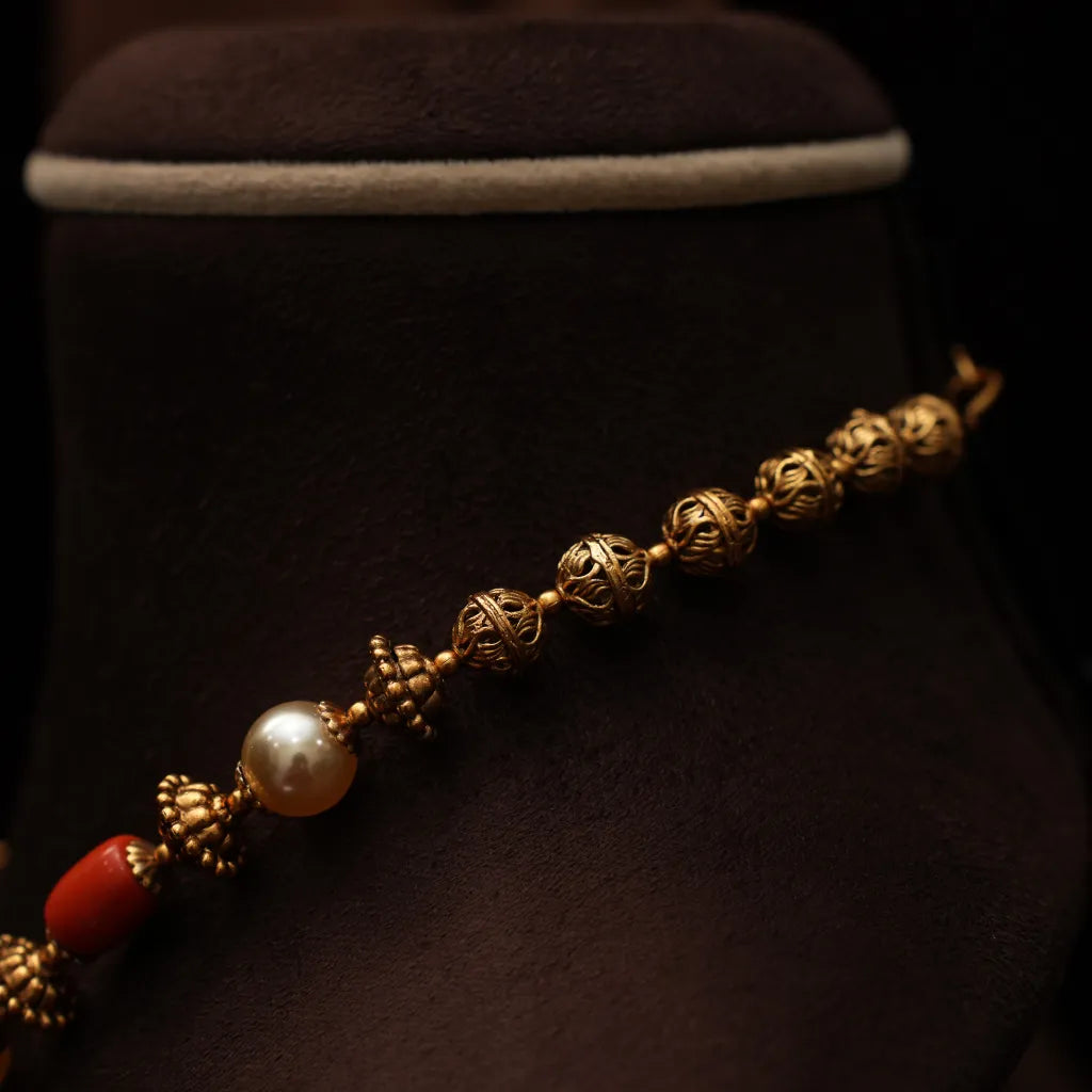 Shadya Antique Coral Necklace - Green
