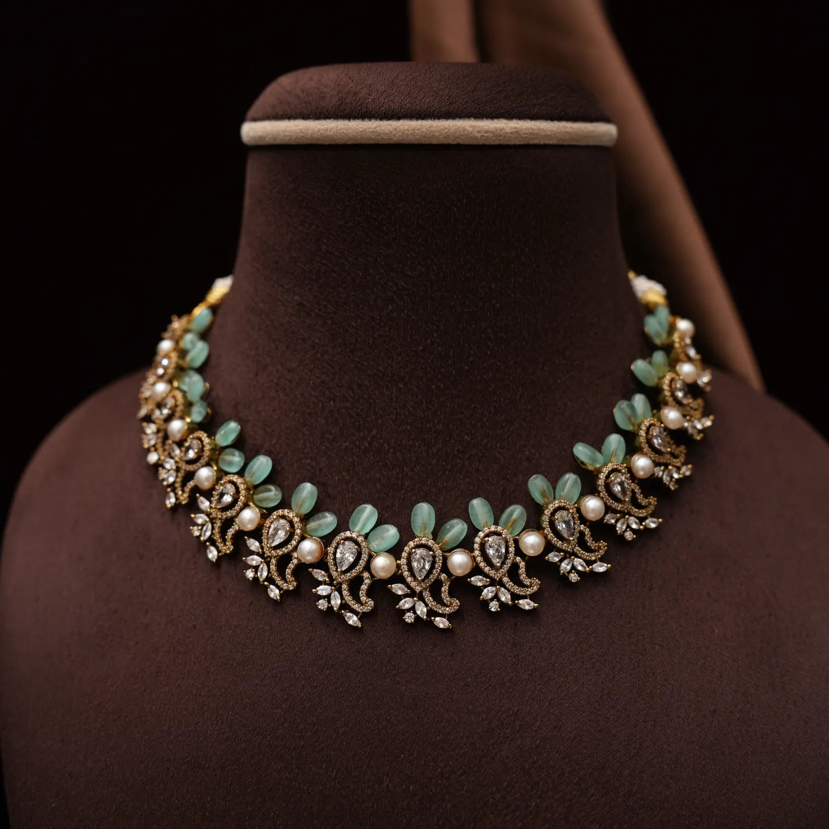 Shaivi Victorian Polki Necklace
