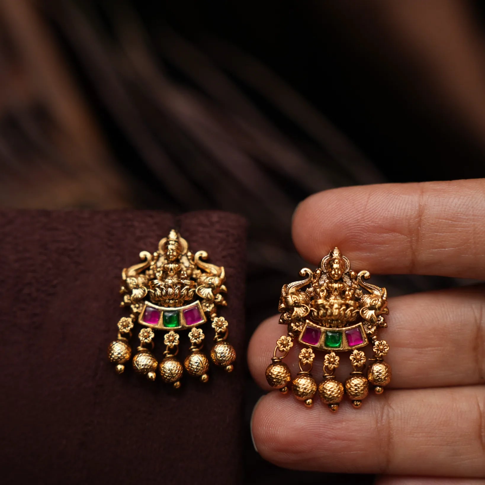 Shakti Antique Ear Stud - Golden Ball