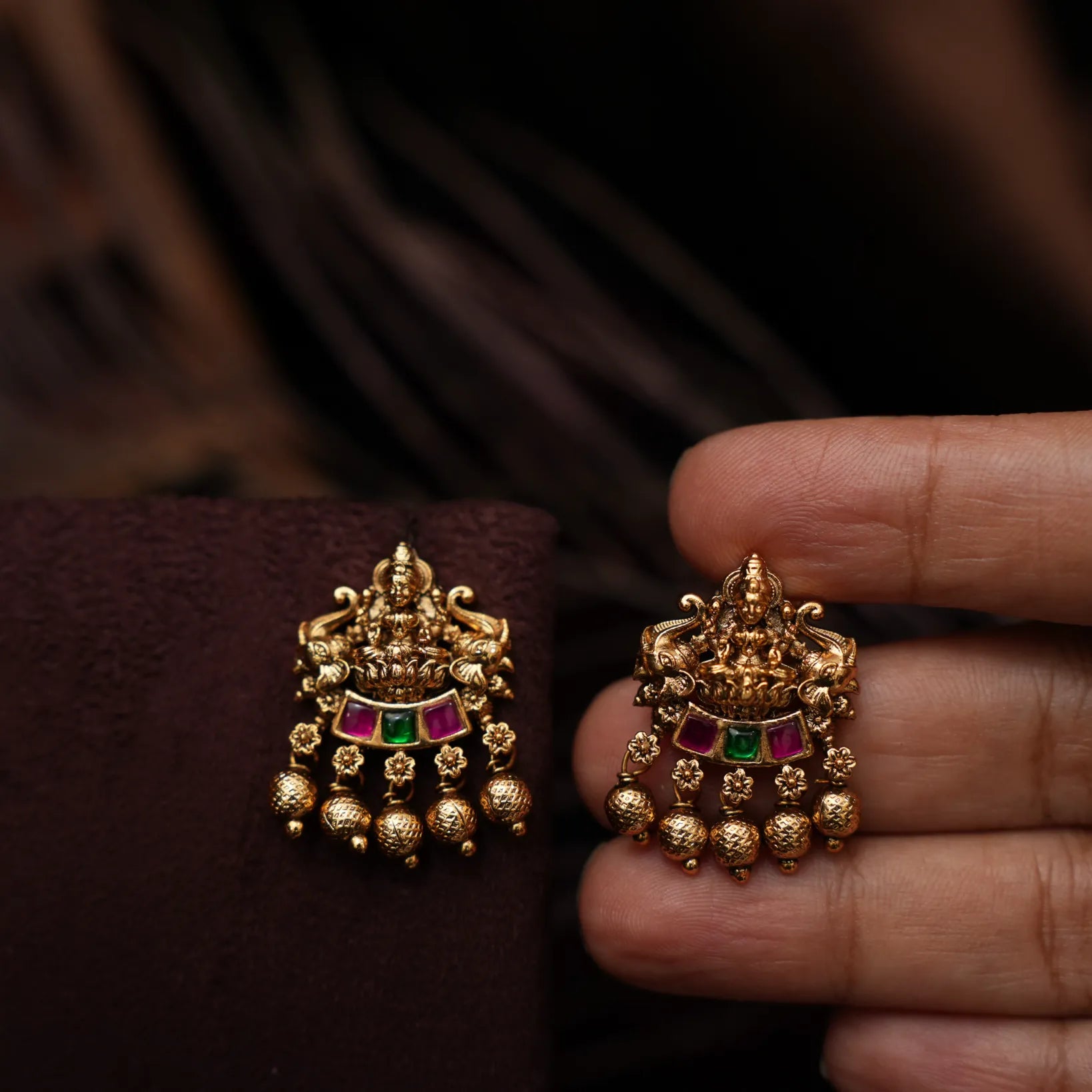 Shakti Antique Ear Stud - Golden Ball