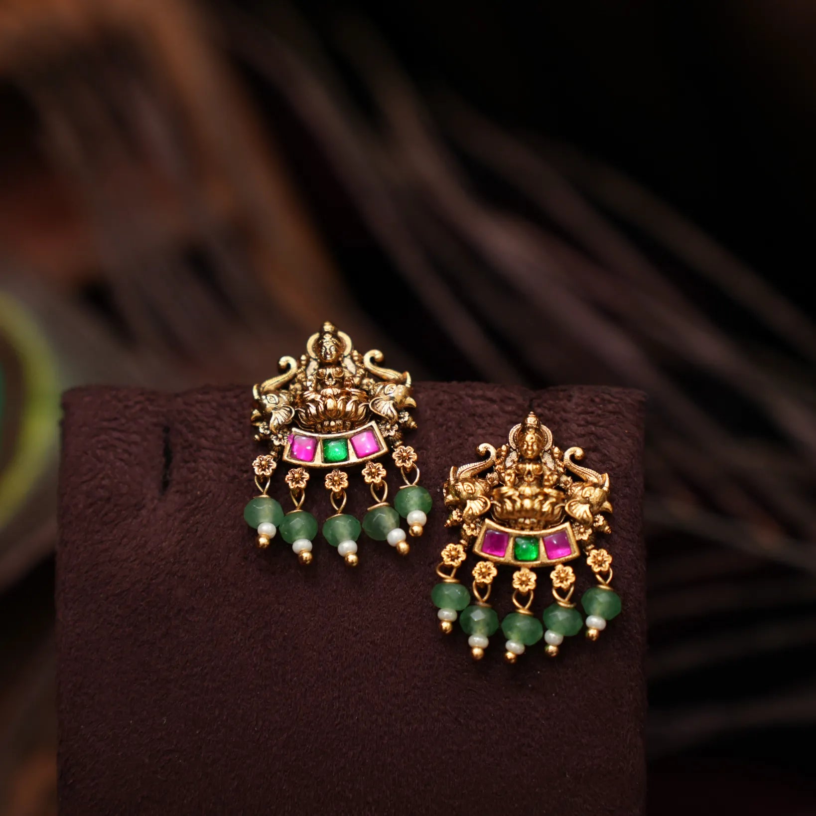Shakti Antique Ear Stud - Green