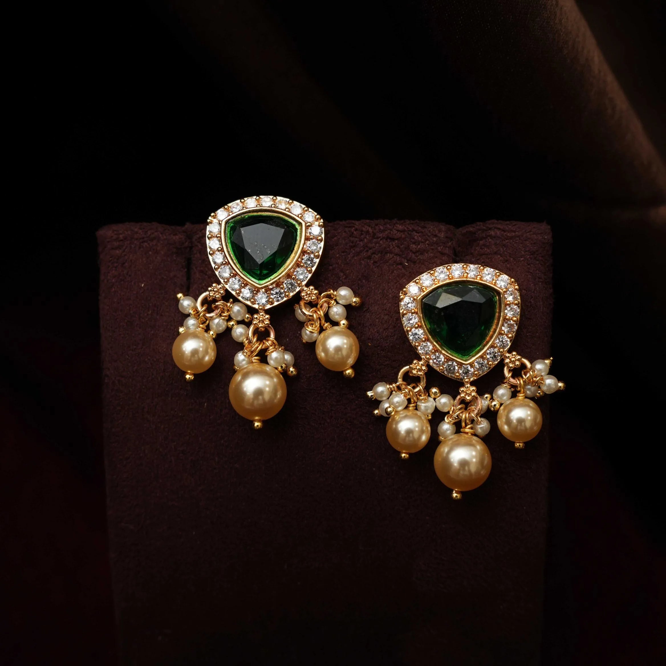 Shanti Beaded Pearl Choker - Emerald Green