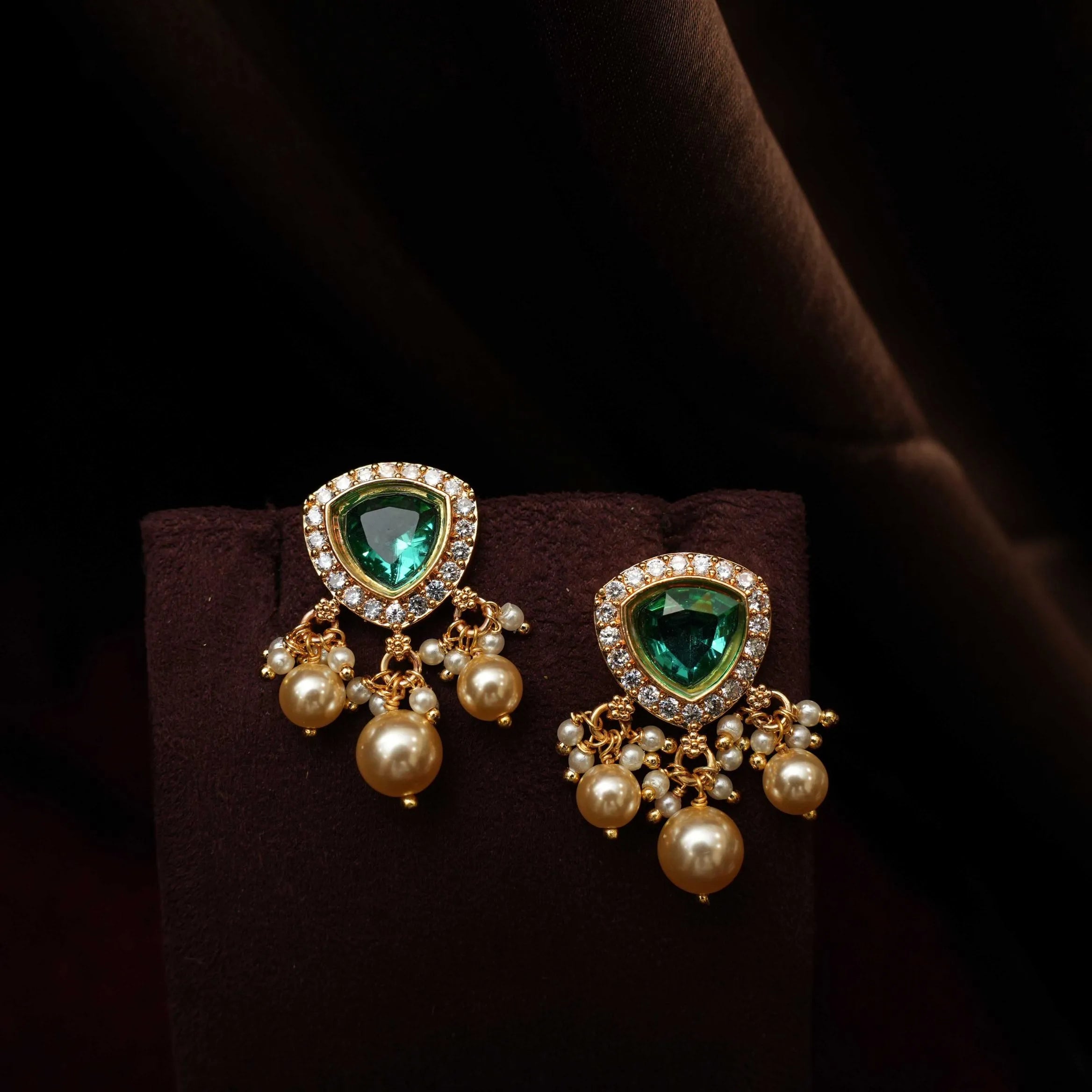 Shanti Beaded Pearl Choker - Pastel Green