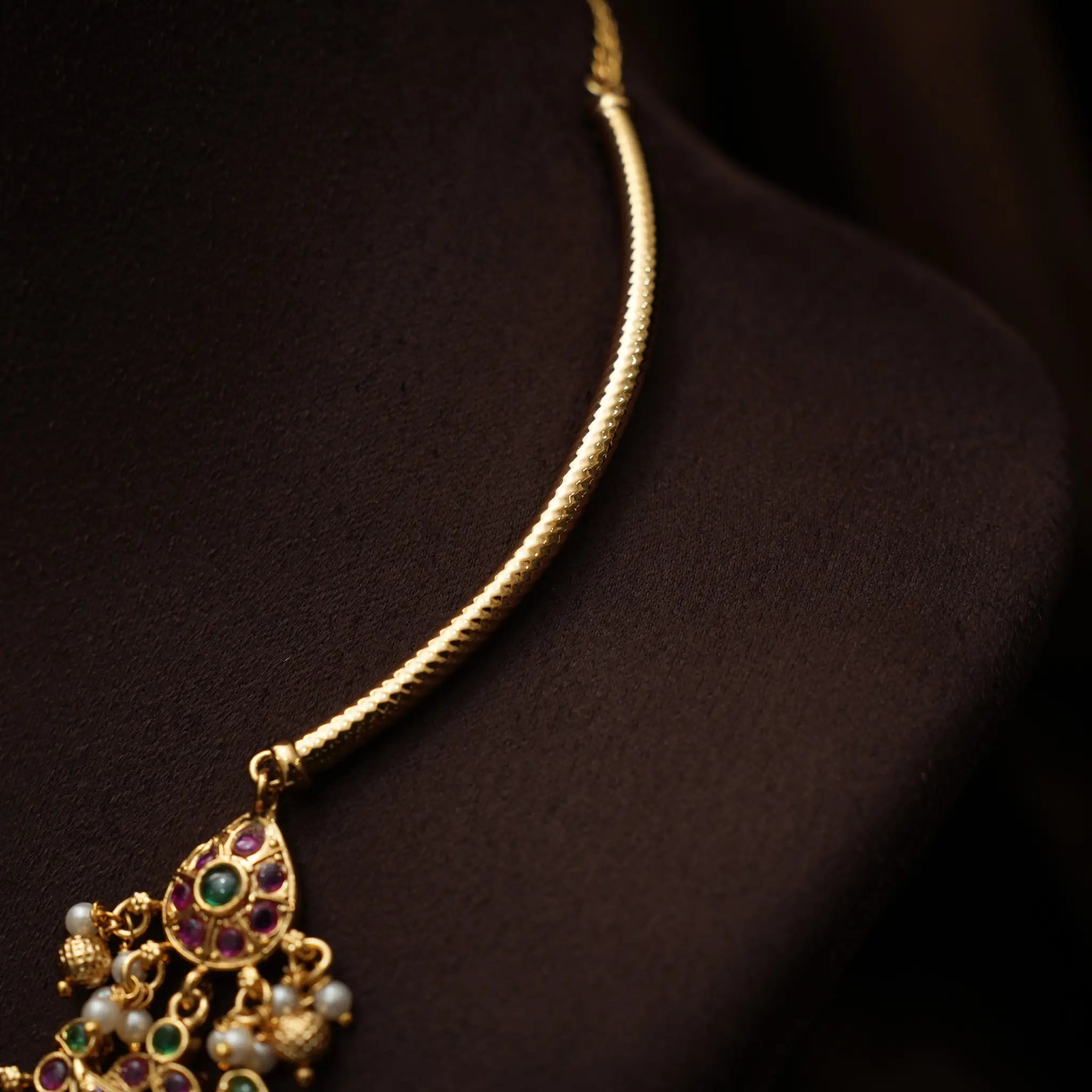 Sharanya Asymmetrical Hasli Necklace