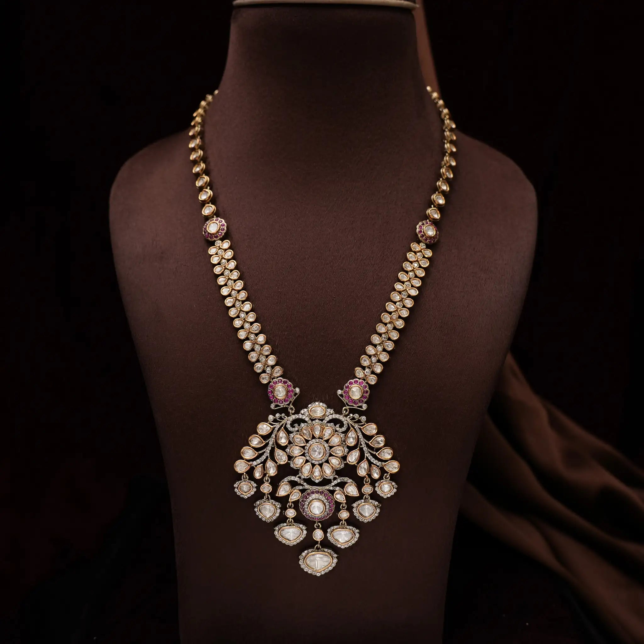 Sharanya Victorian Necklace - Red