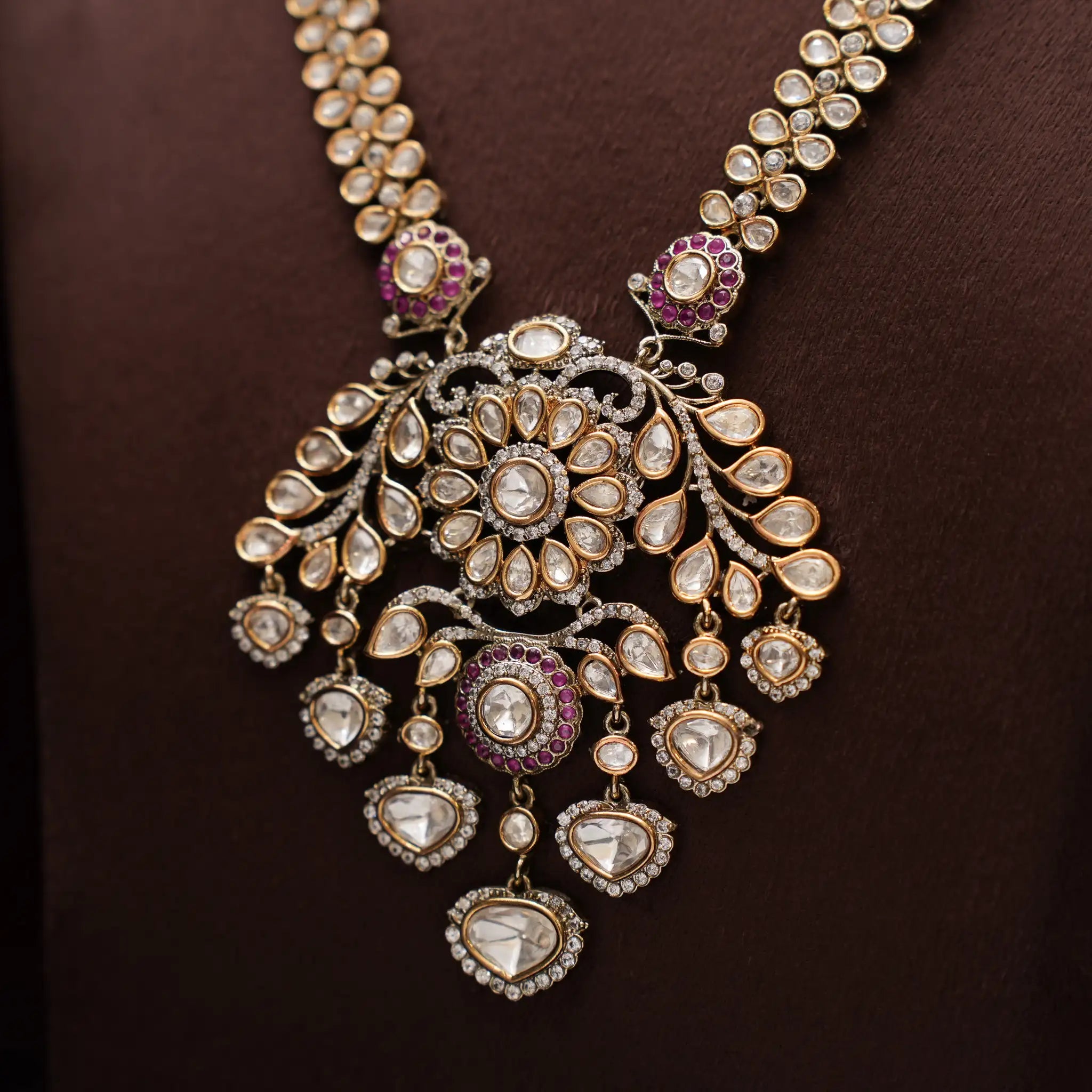 Sharanya Victorian Necklace - Red