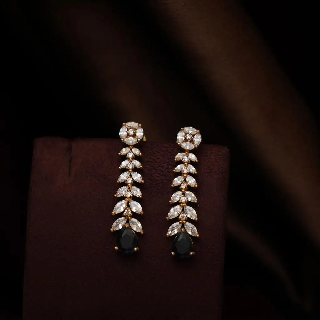 Sharuya Blue Zircon Necklace