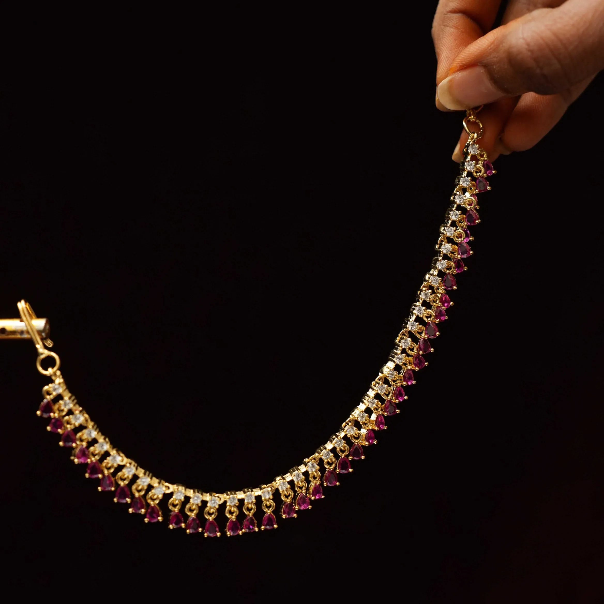Shefali Zircon Ear Chain - Reddish Pink