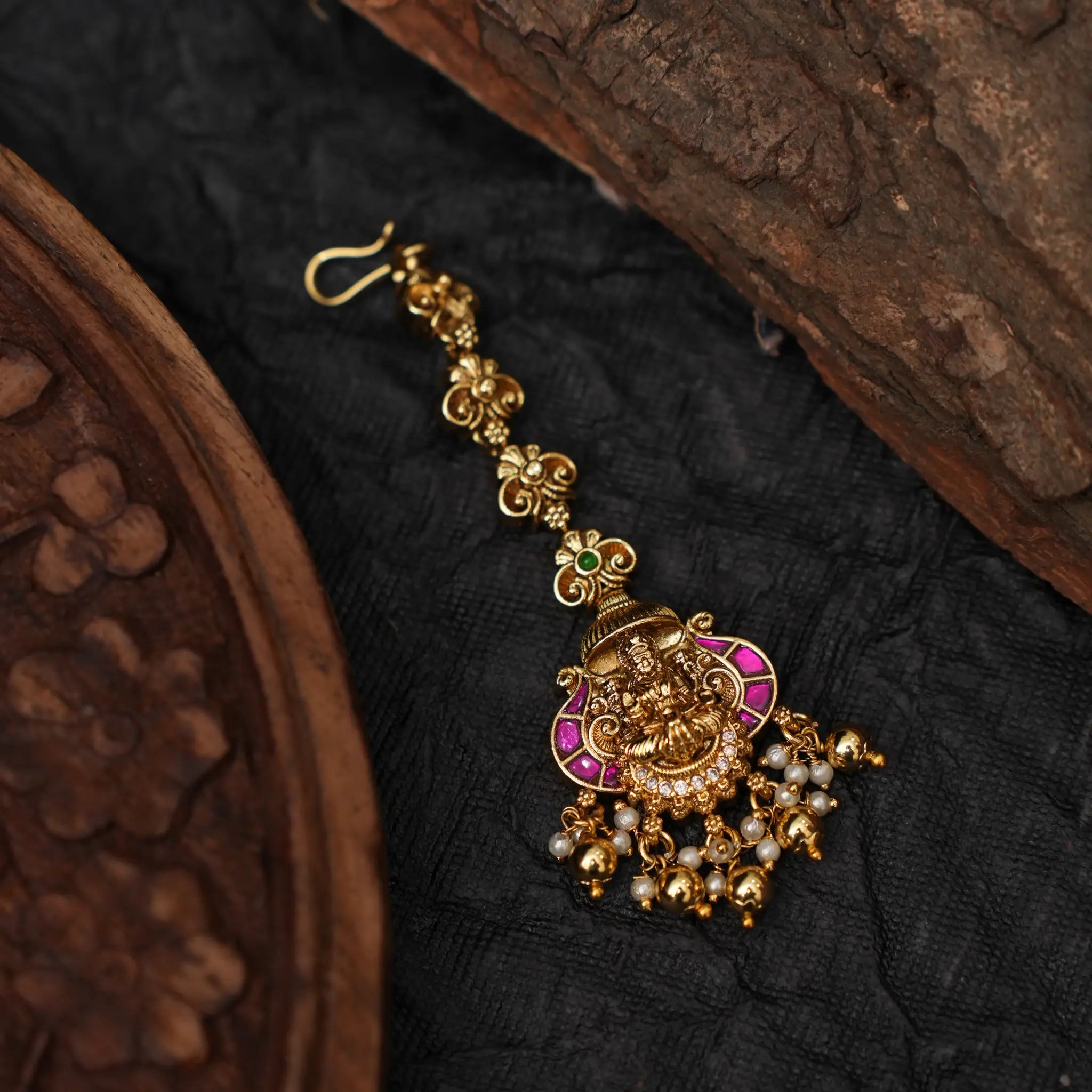 Shivaya Antique Tikka