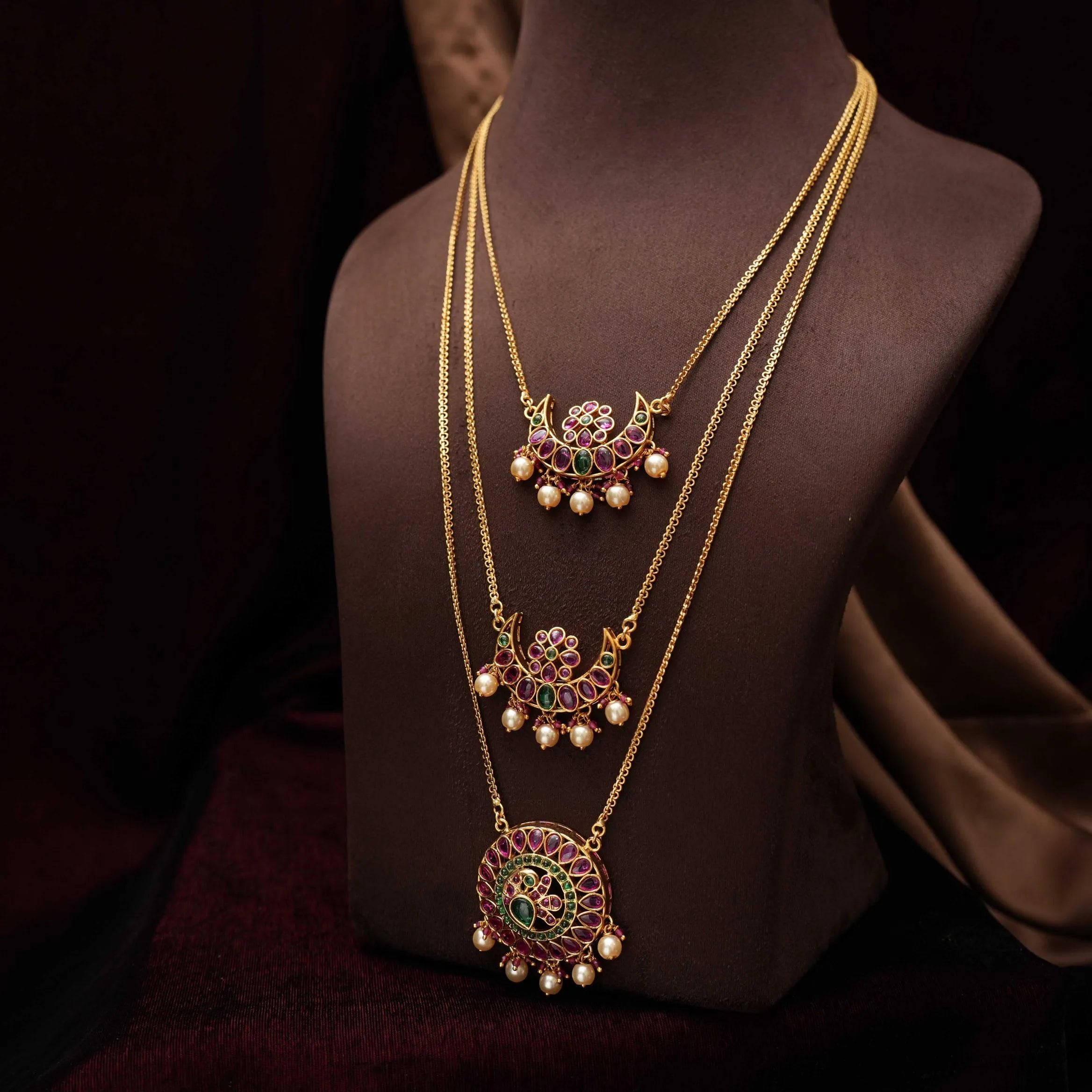 Sruthi Minimal Antique Necklace