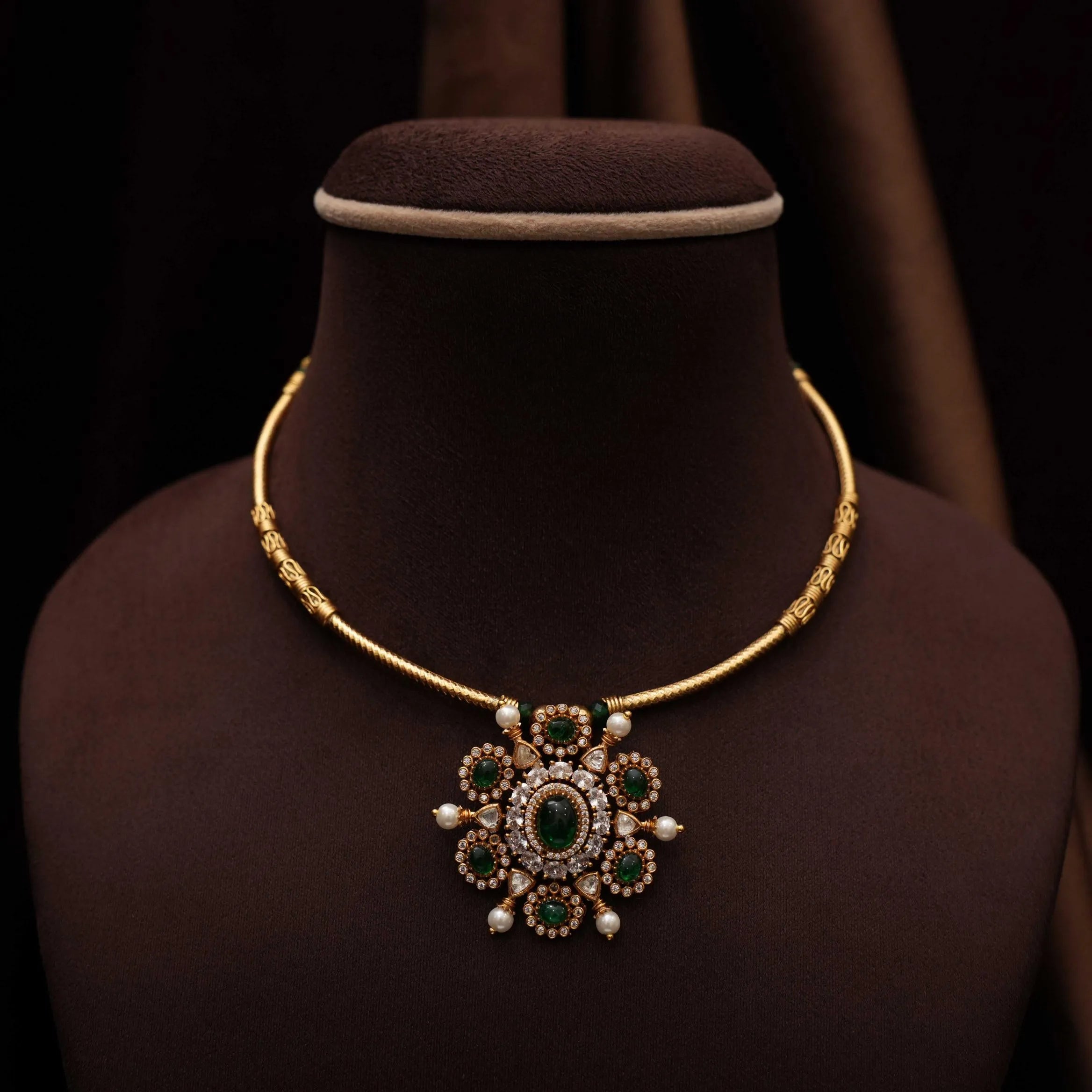 Swara Antique Hasli Necklace - Green