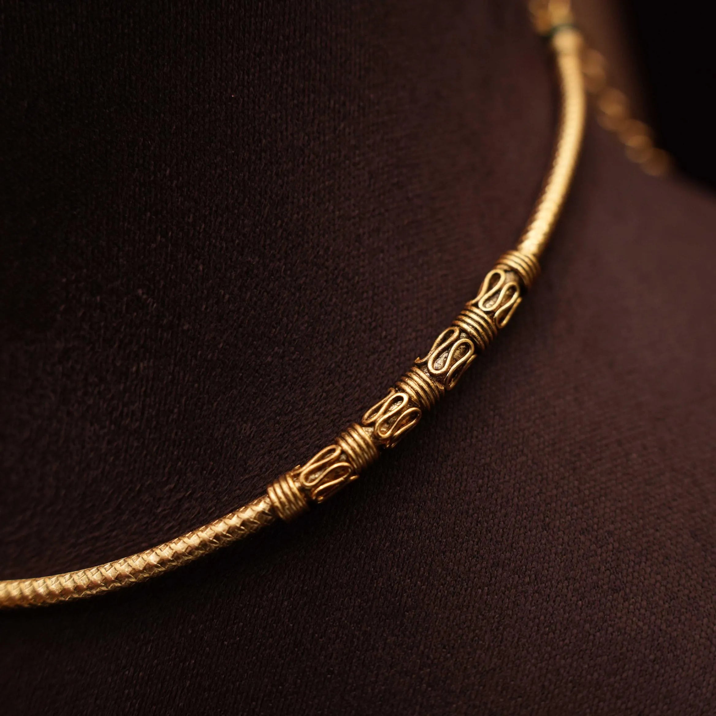 Swara Antique Hasli Necklace - Green