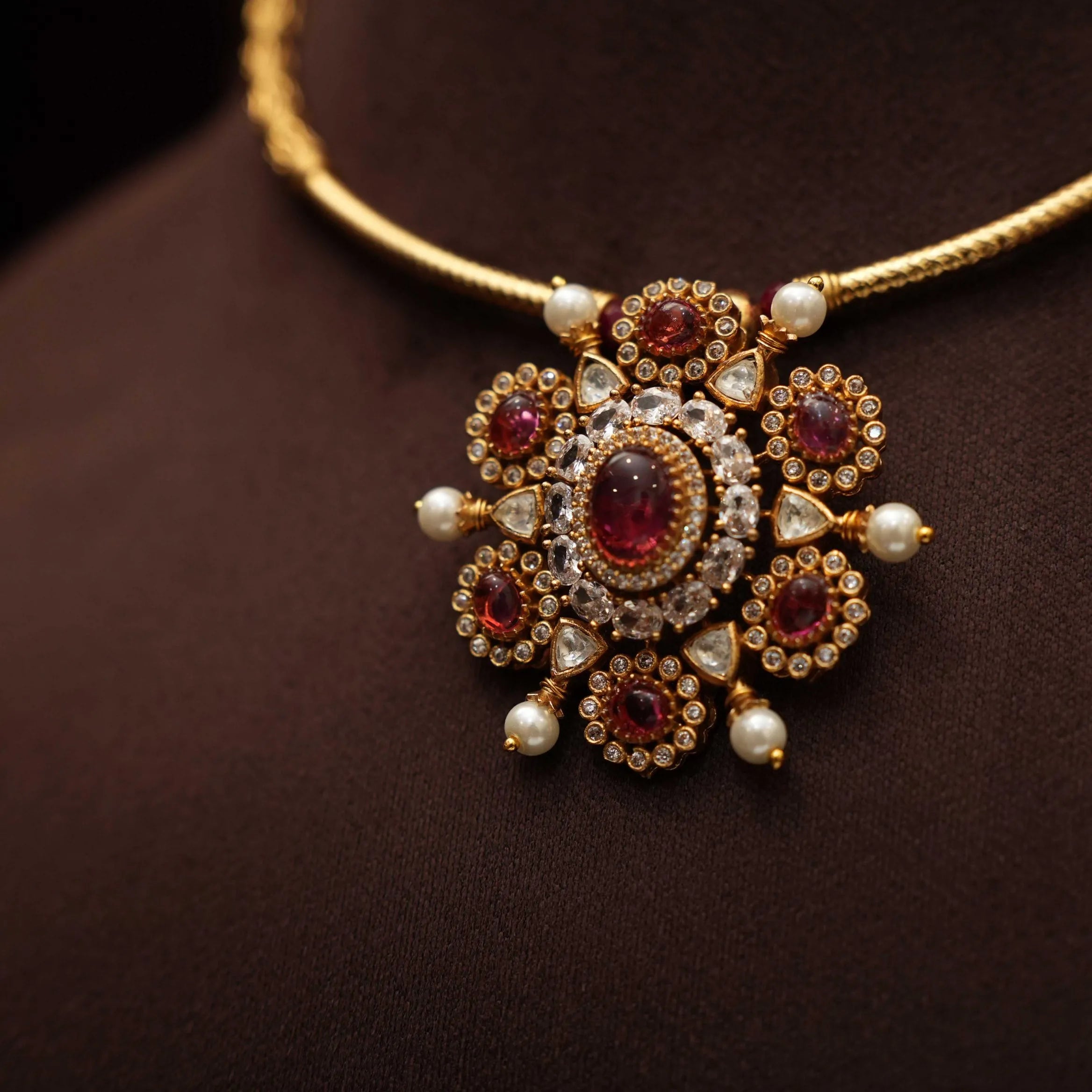 Swara Antique Hasli Necklace - Red