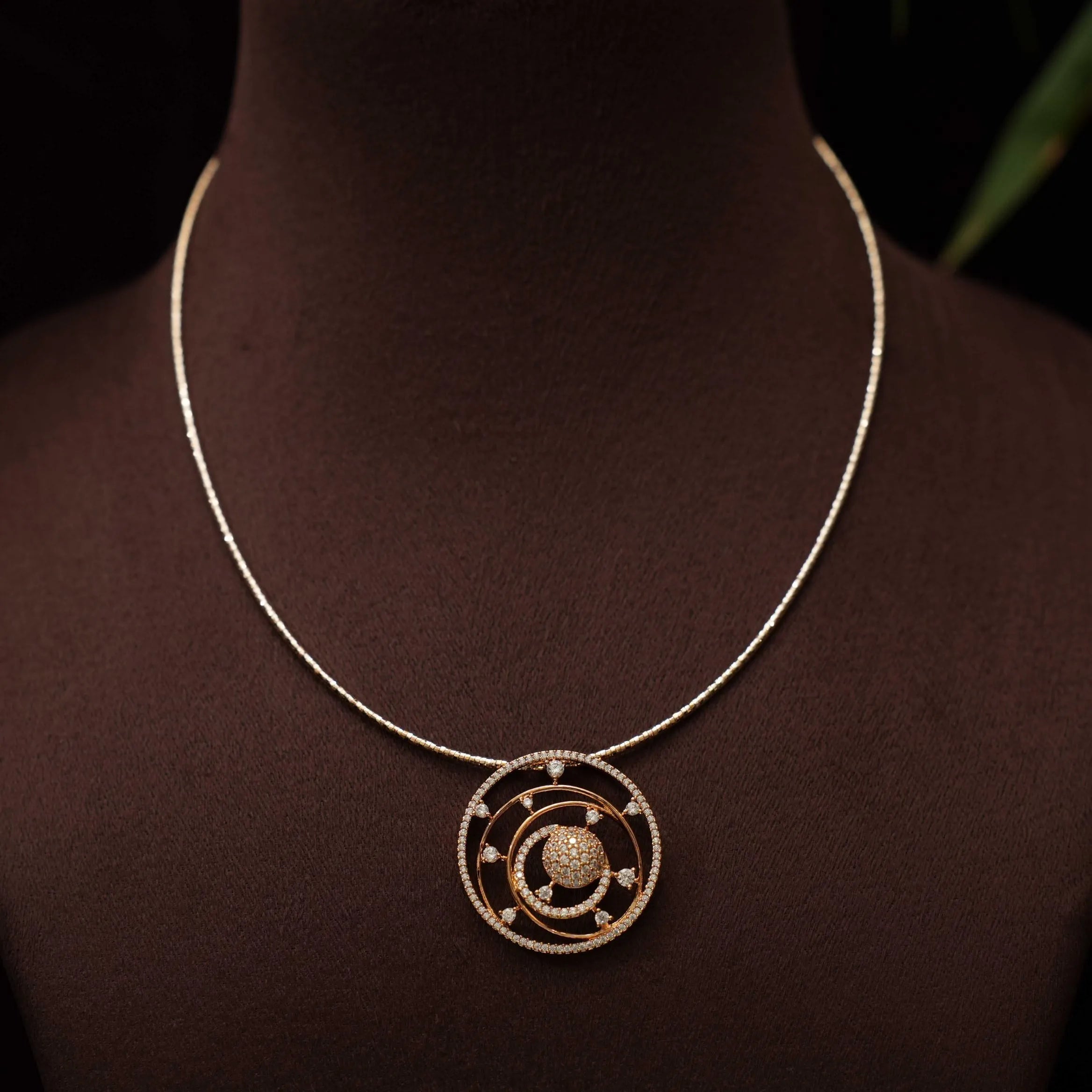 Swra Zircon Necklace