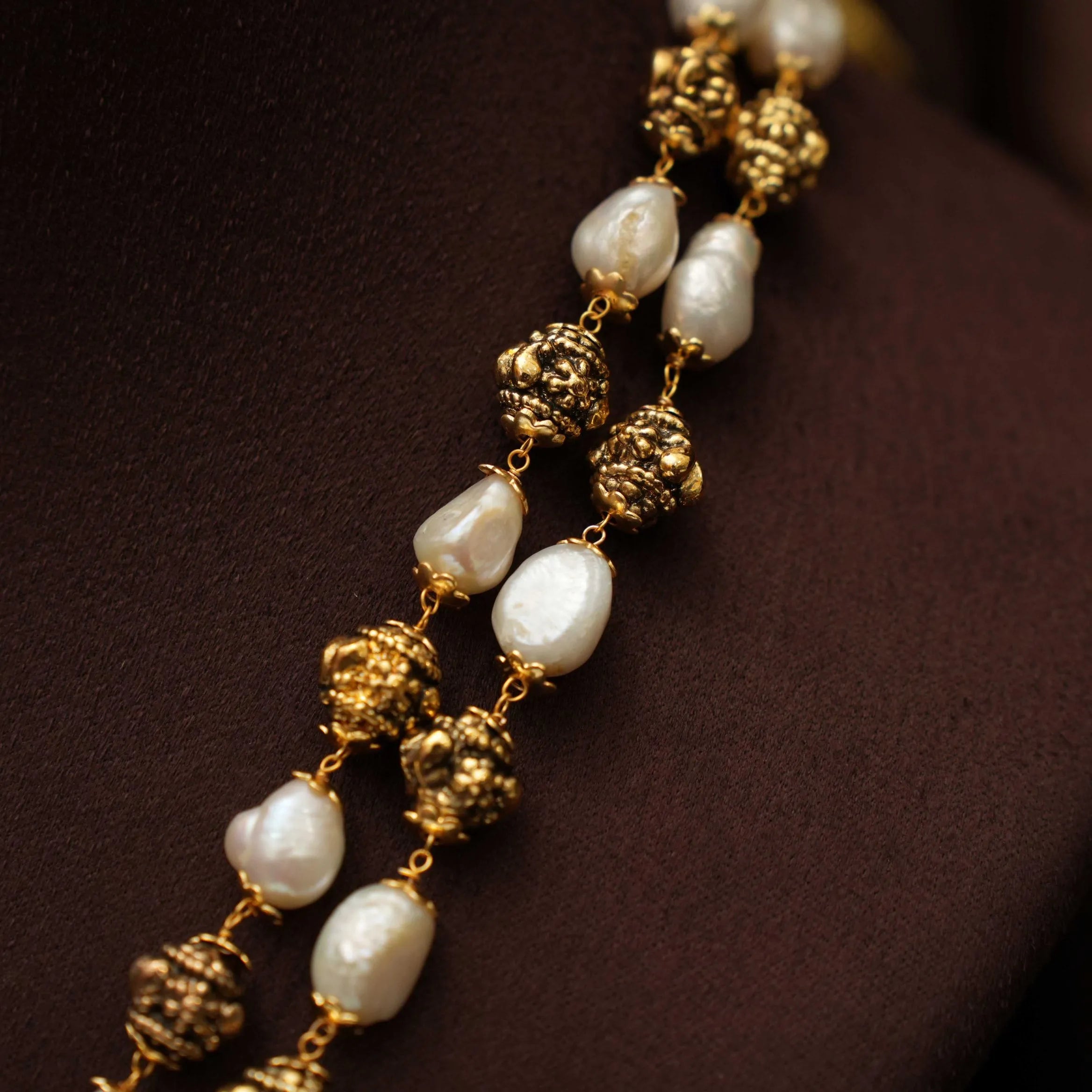 Syona Antique Necklace