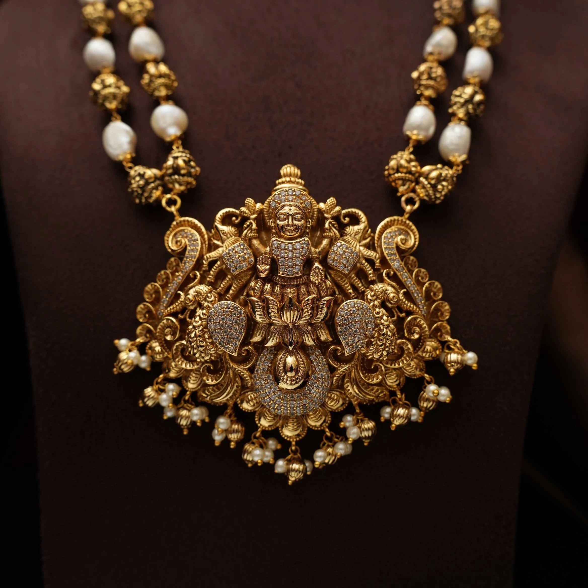 Syona Antique Necklace
