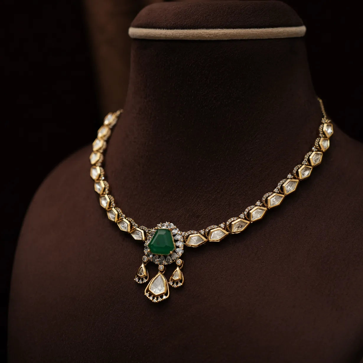 Tamia Victorian Kundan Necklace - Green & White