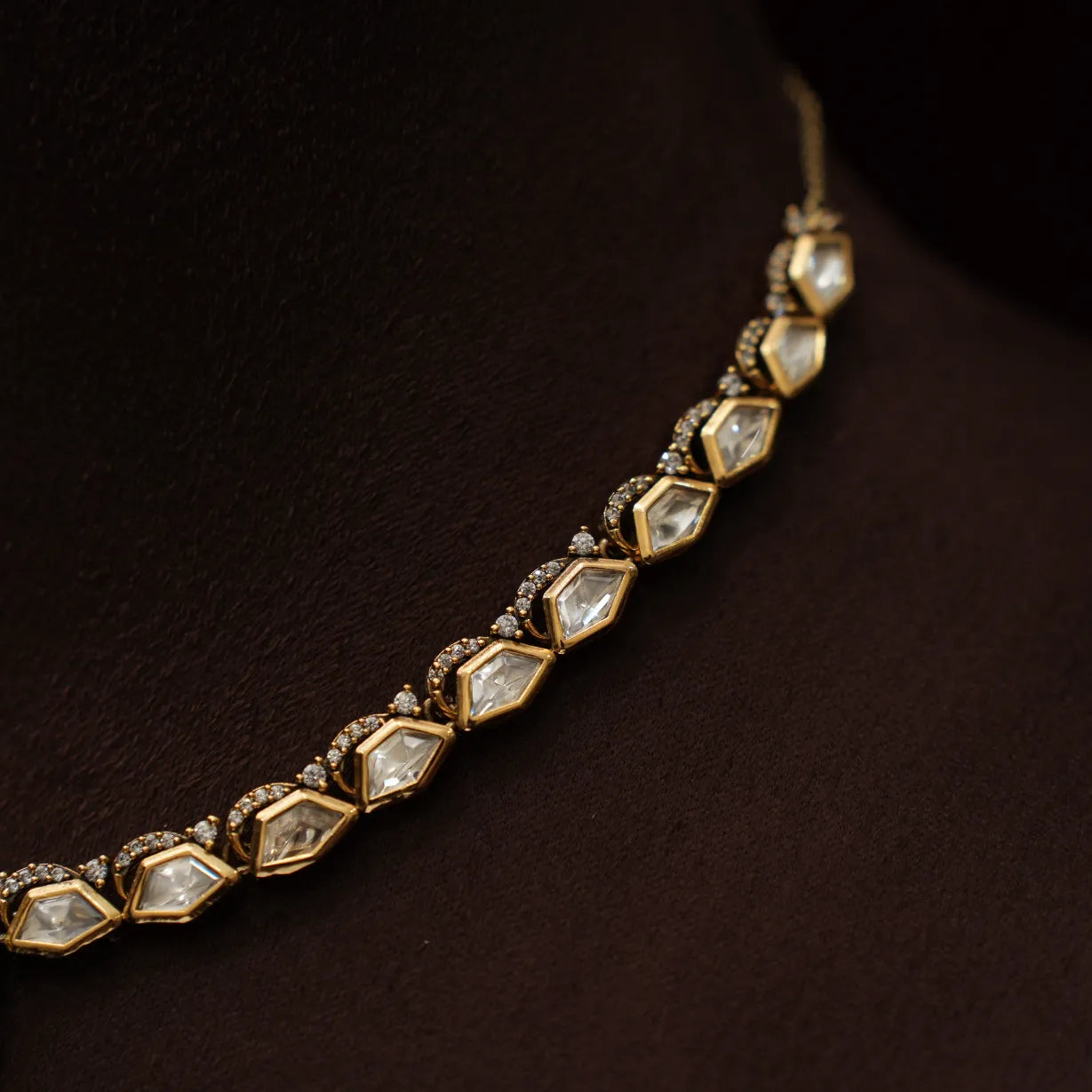 Tamia Victorian Kundan Necklace - Green & White