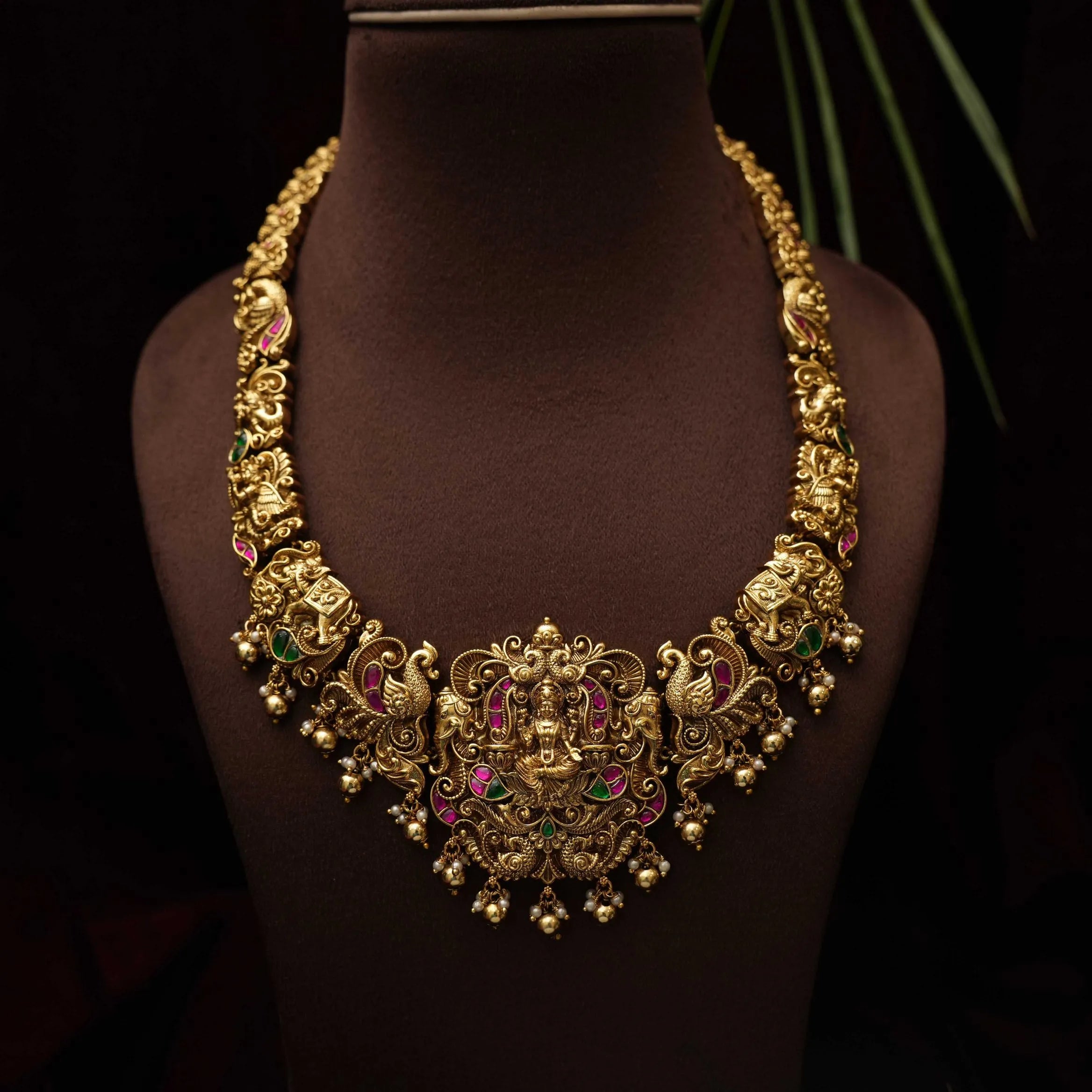 Tamilselvi Antique Necklace