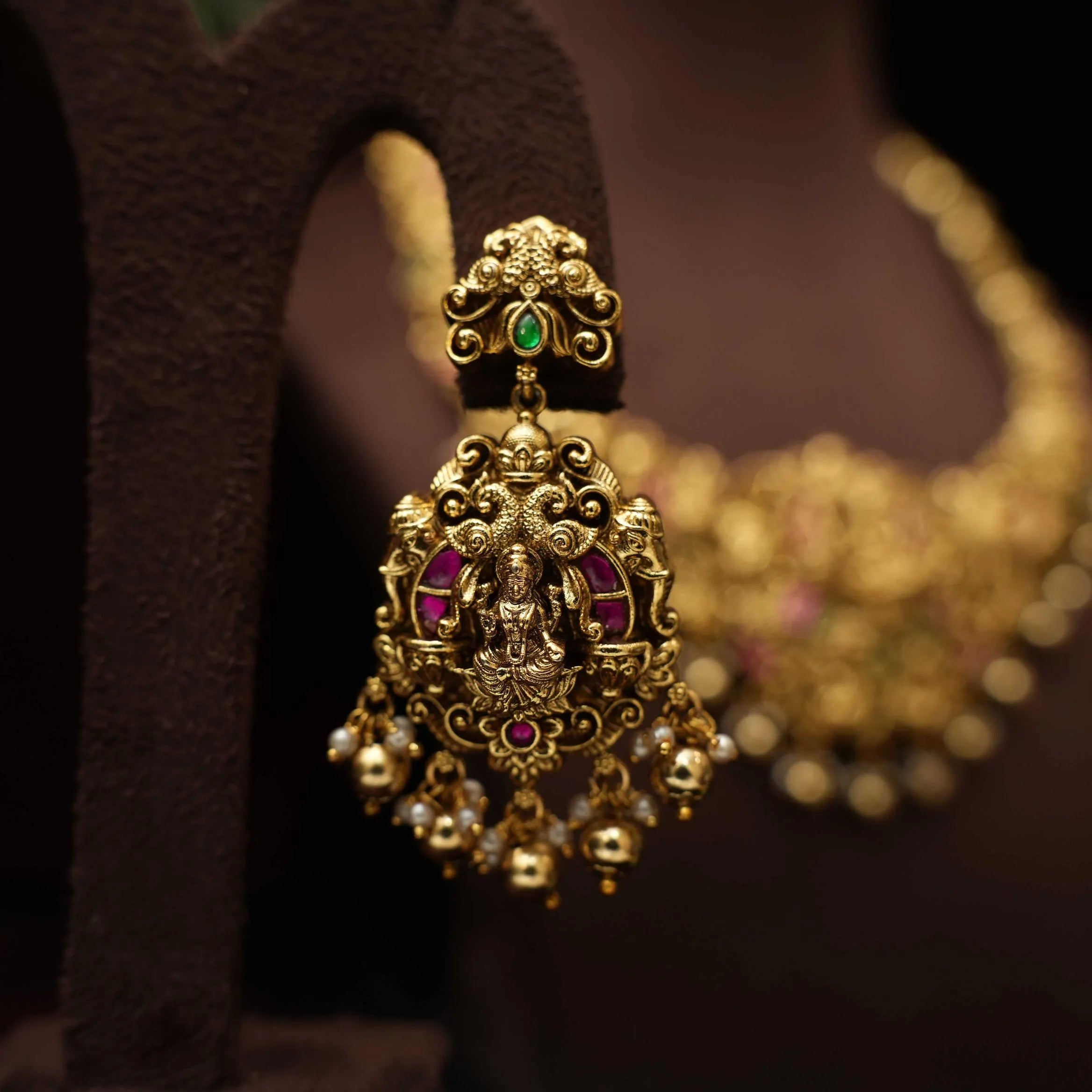 Tamilselvi Antique Necklace