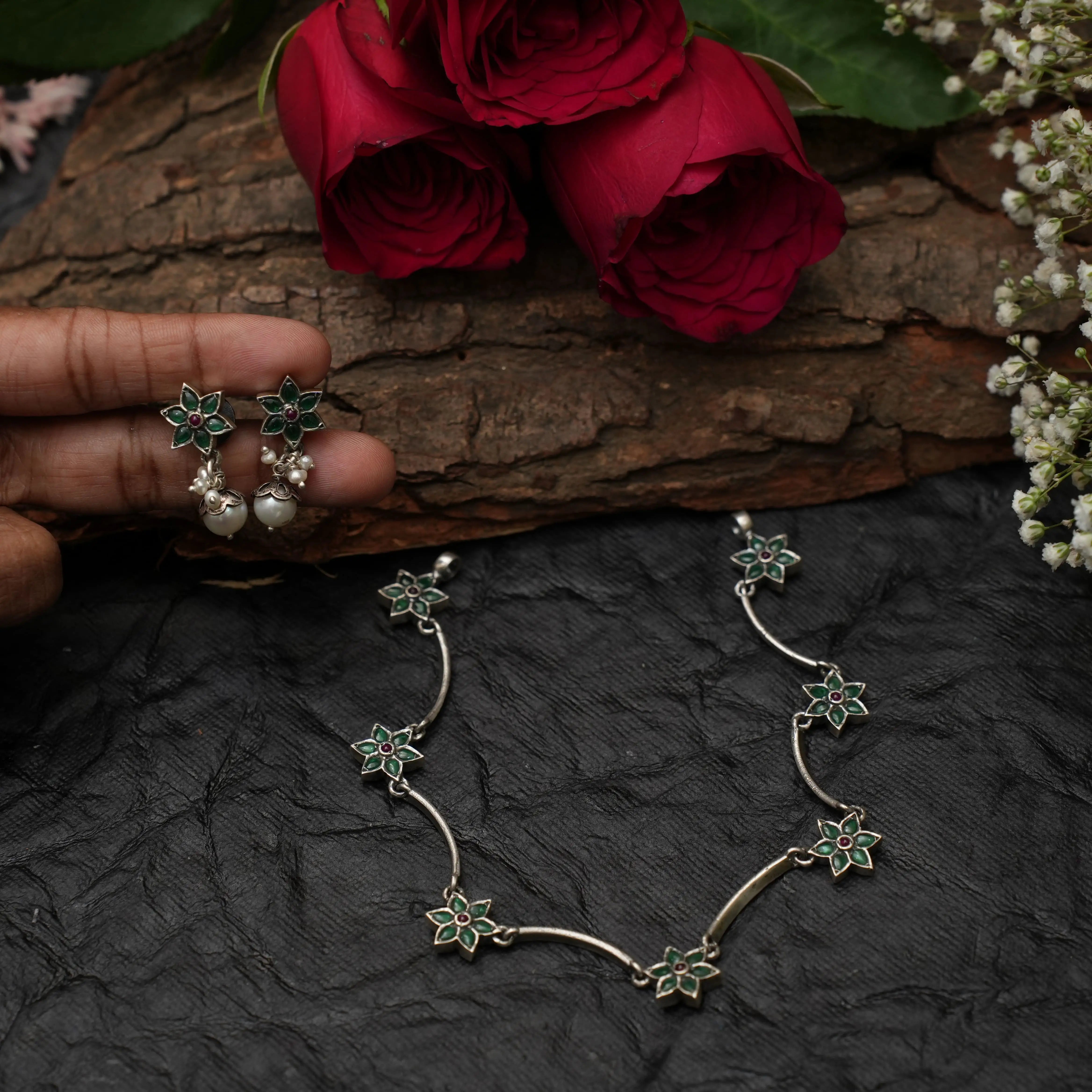 Tanisha Silver Necklace - Green