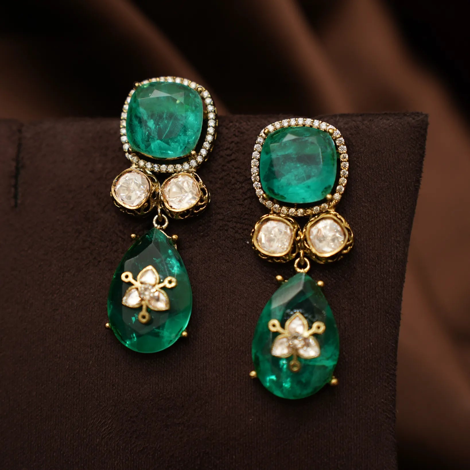 Tanmay Victorian Layered Necklace