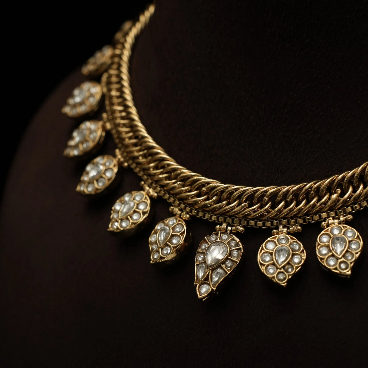Kaushiki Reversible Antique Necklace - Pink & White