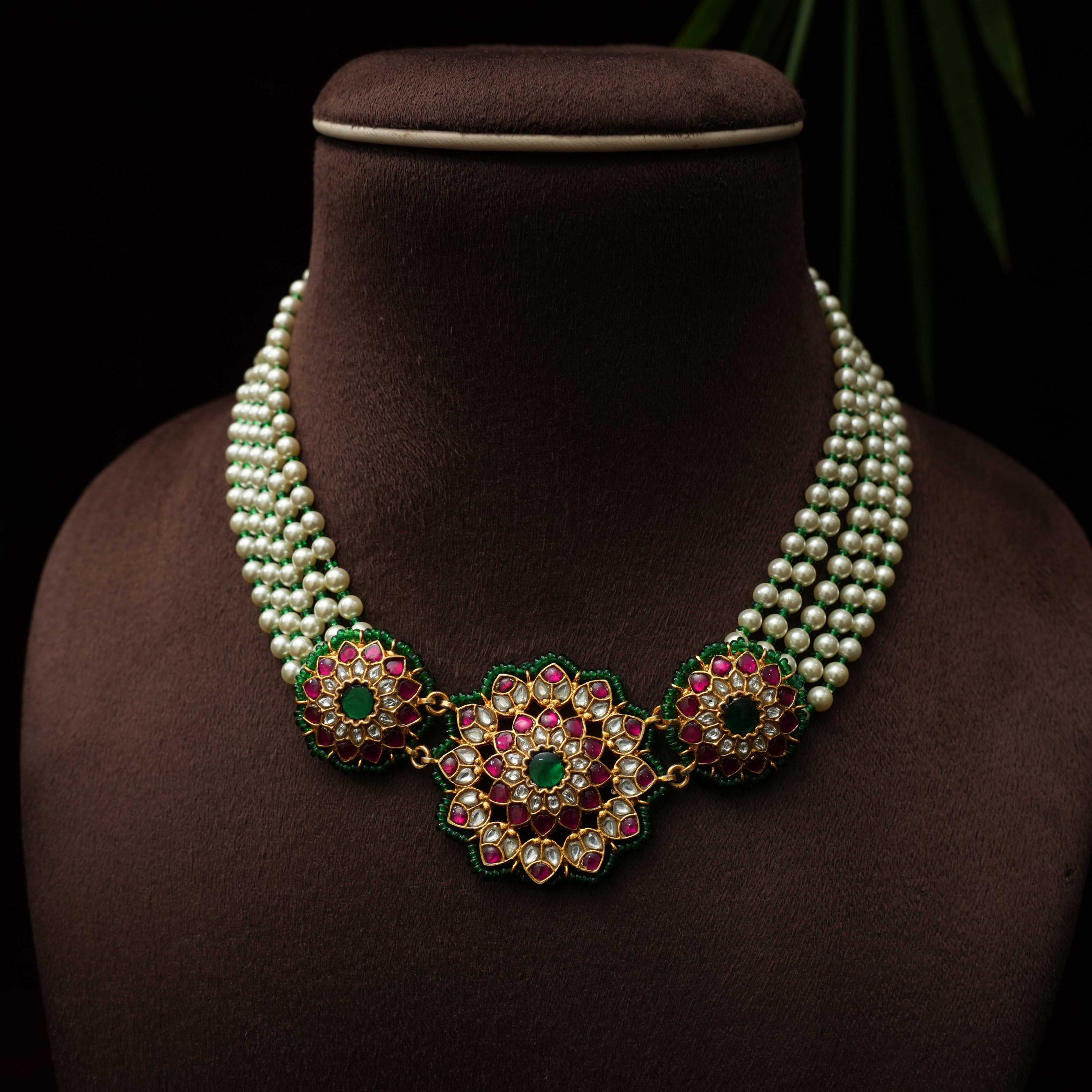 Thiya Silver Pearl Necklace