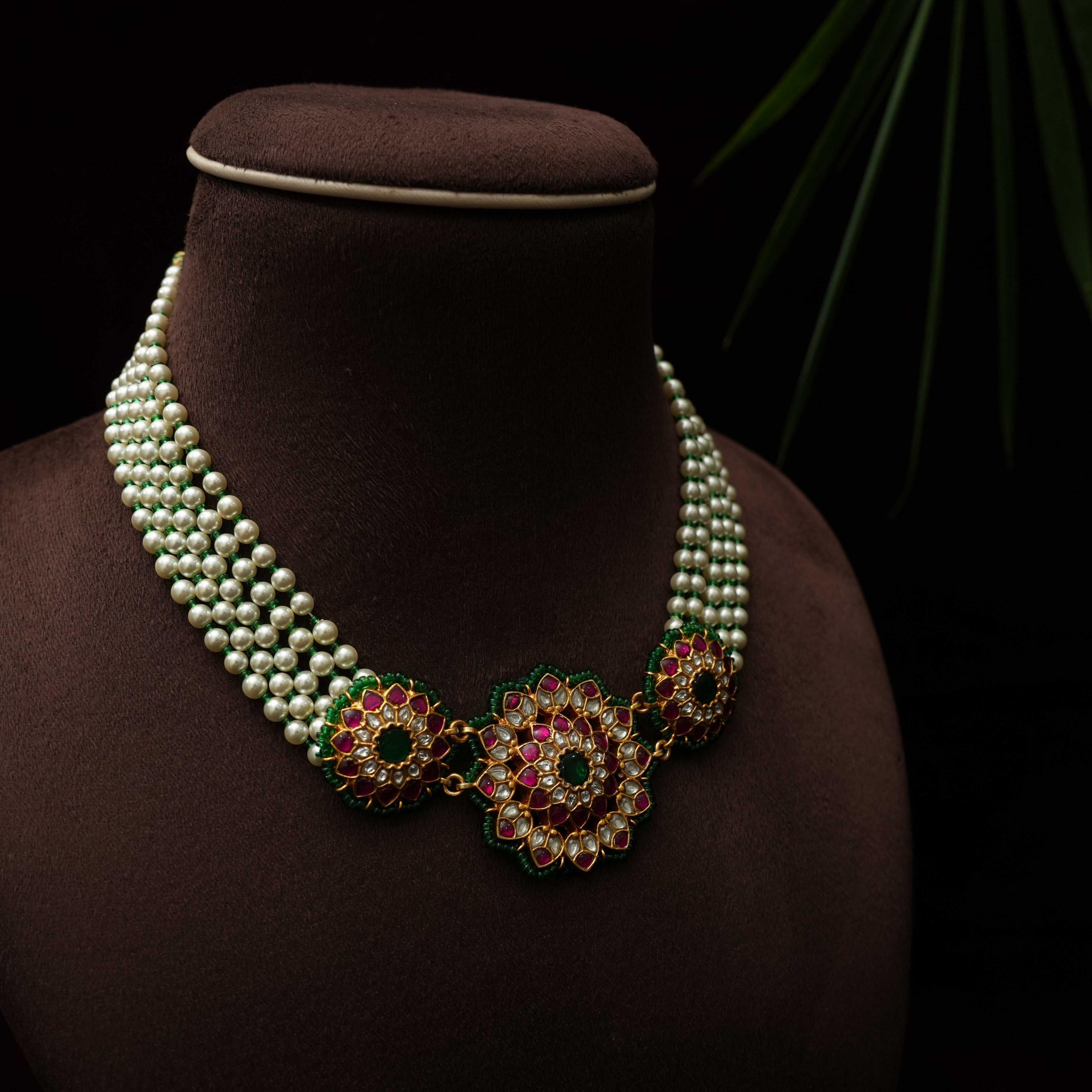 Thiya Silver Pearl Necklace