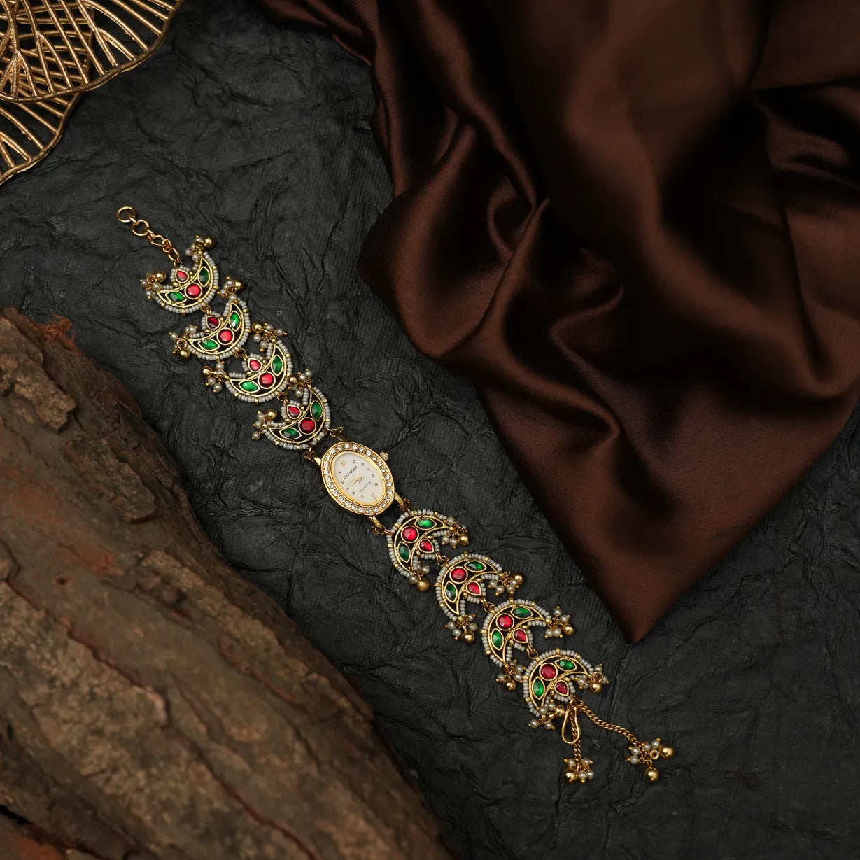 Tiya Polki Watch