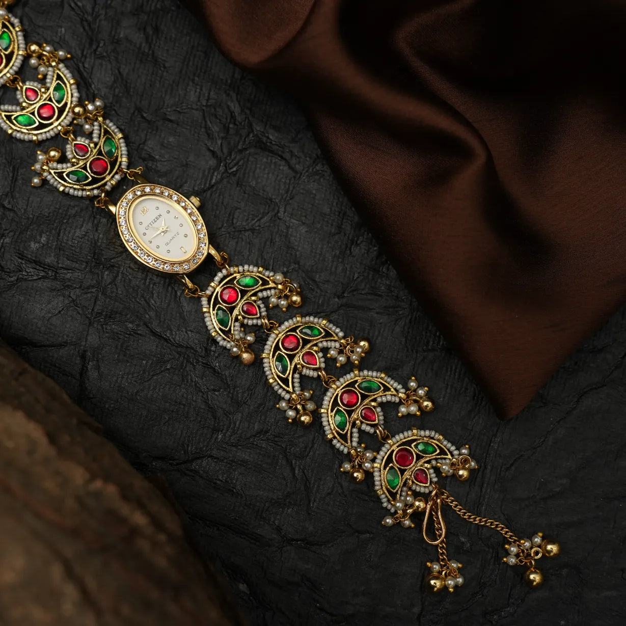 Tiya Polki Watch